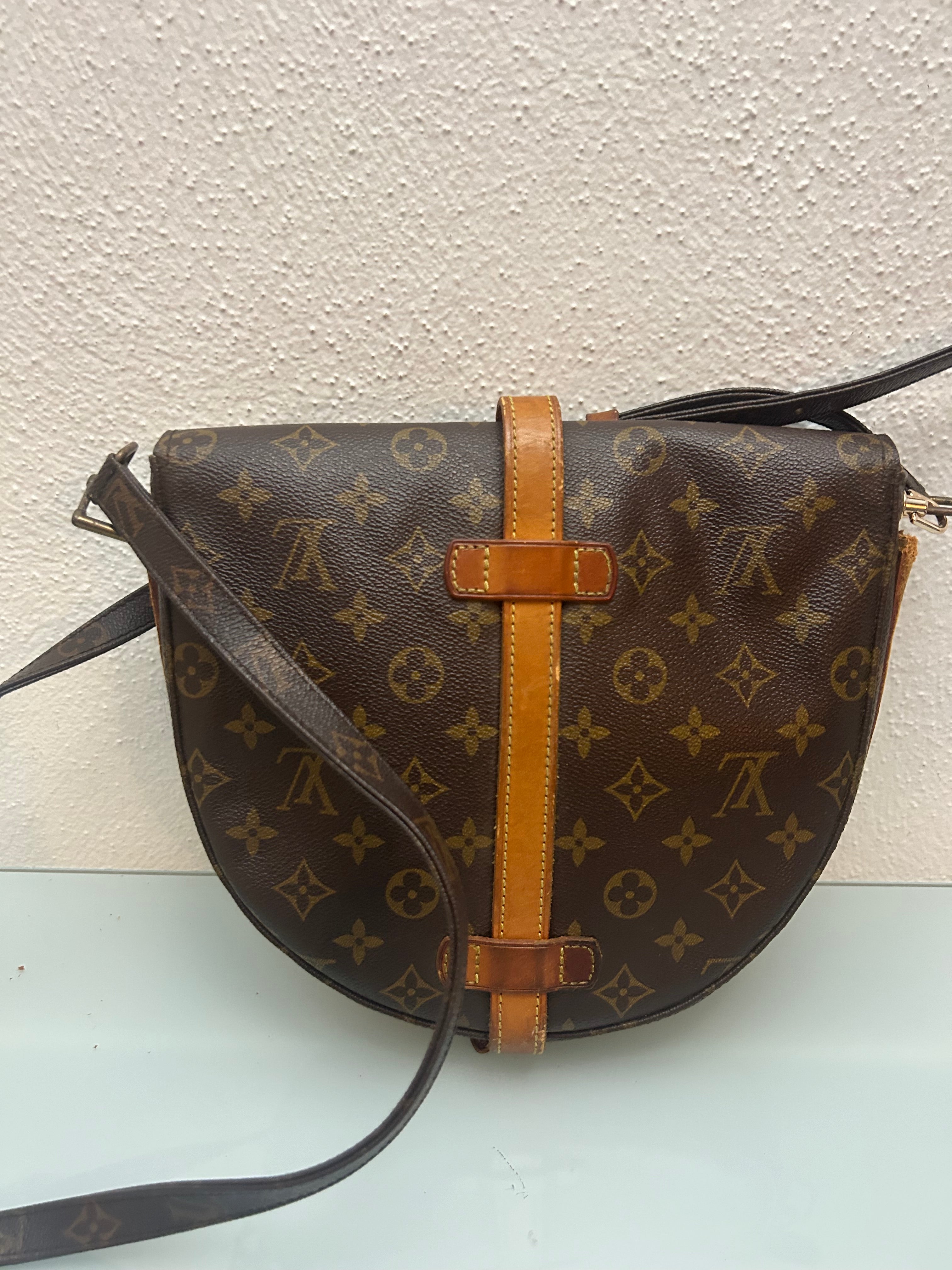 Louis Vuitton Chantilly
