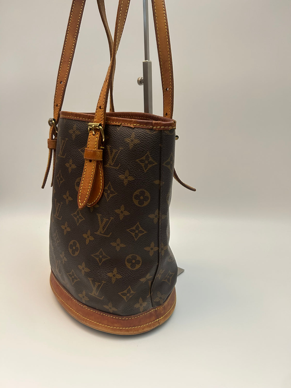 Louis Vuitton Petit Bucket