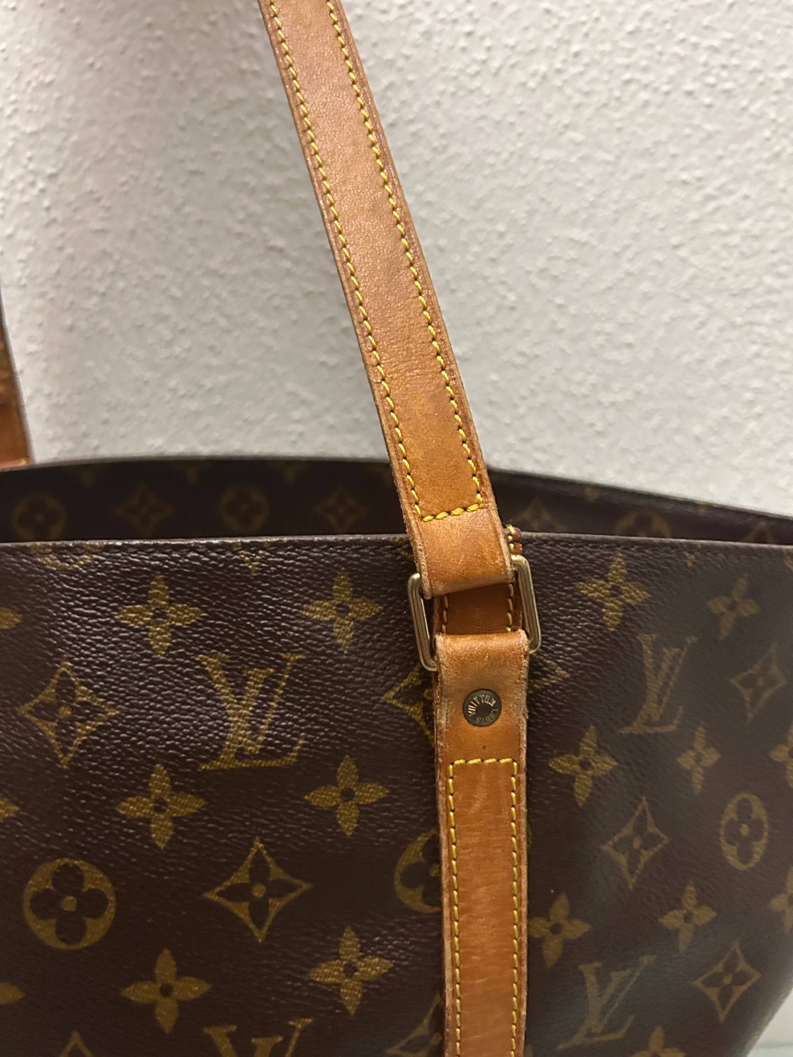 Louis Vuitton Shopper