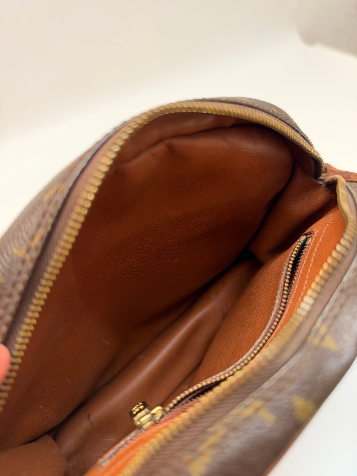 Louis Vuitton Senlis