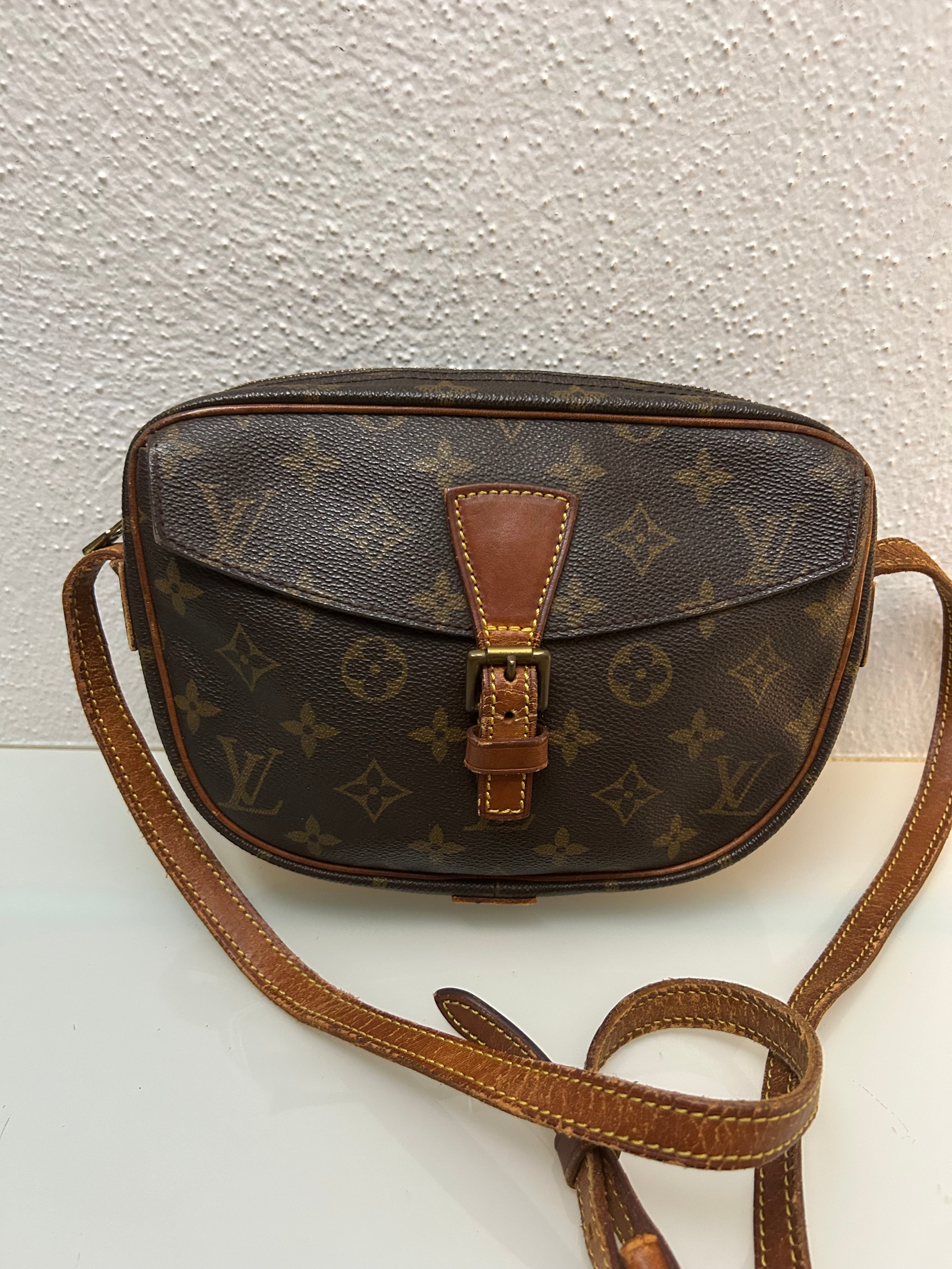 Louis Vuitton JeuneFille