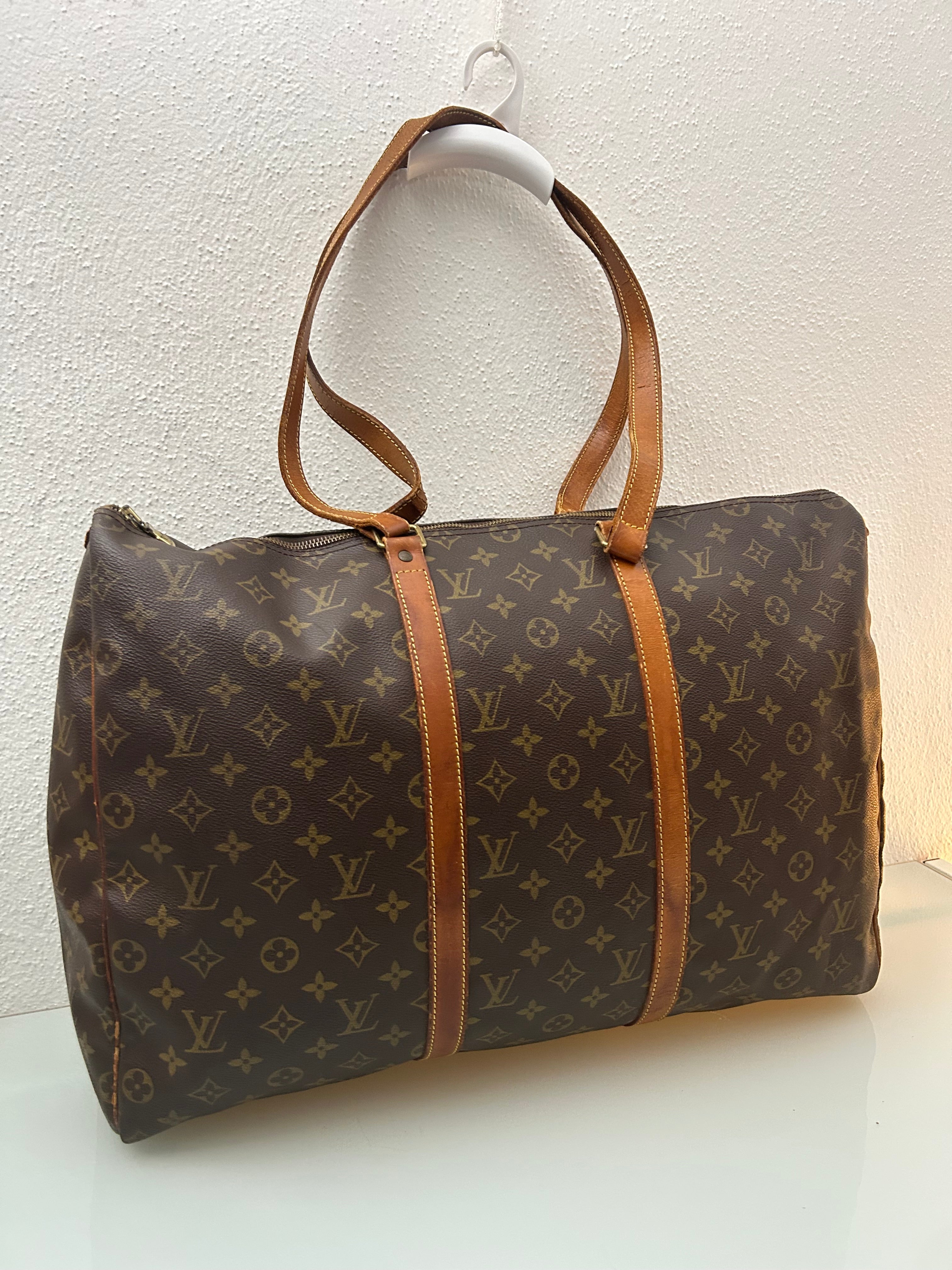Louis Vuitton Shoulder bag
