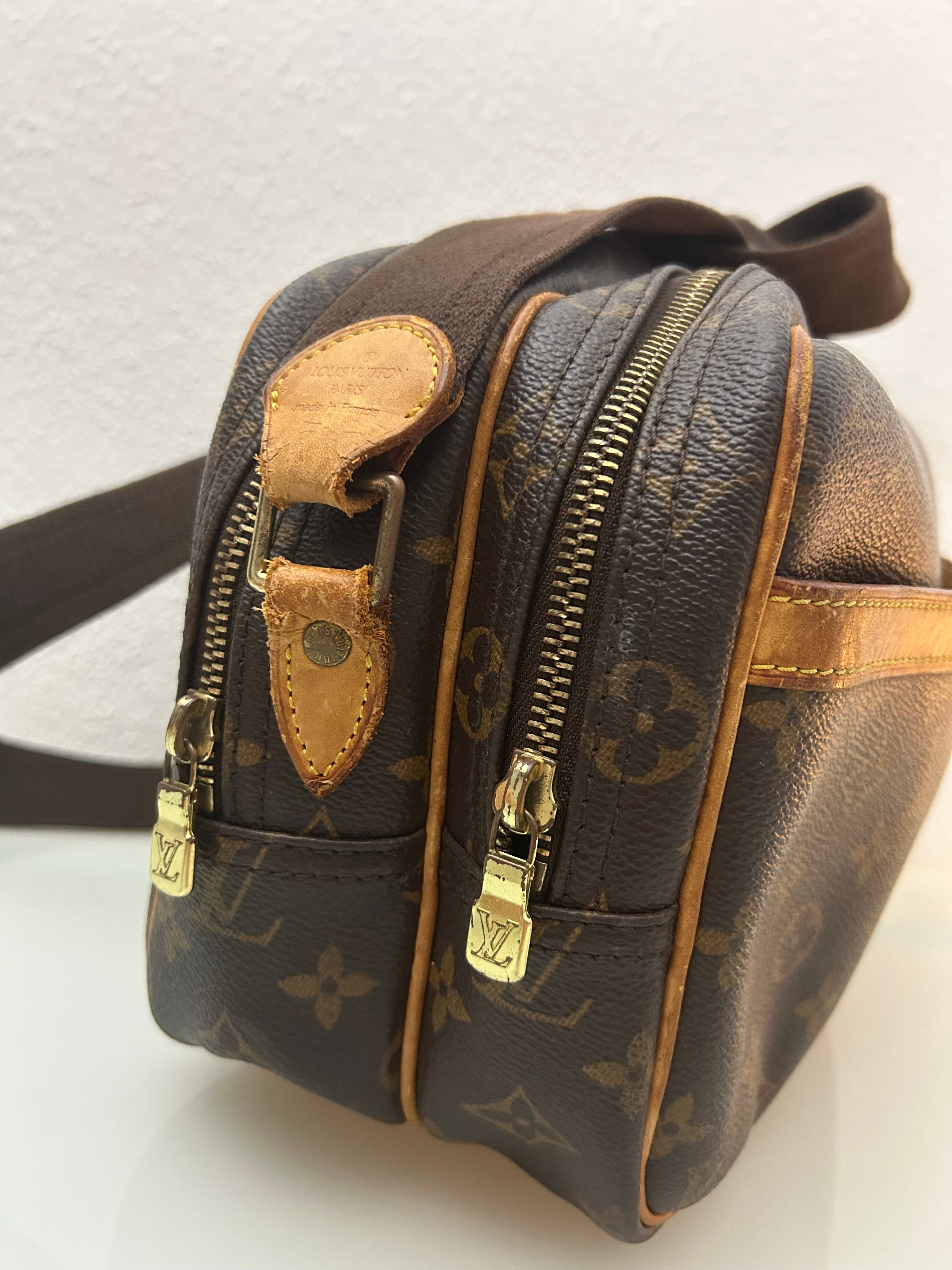 Louis Vuitton Reporter