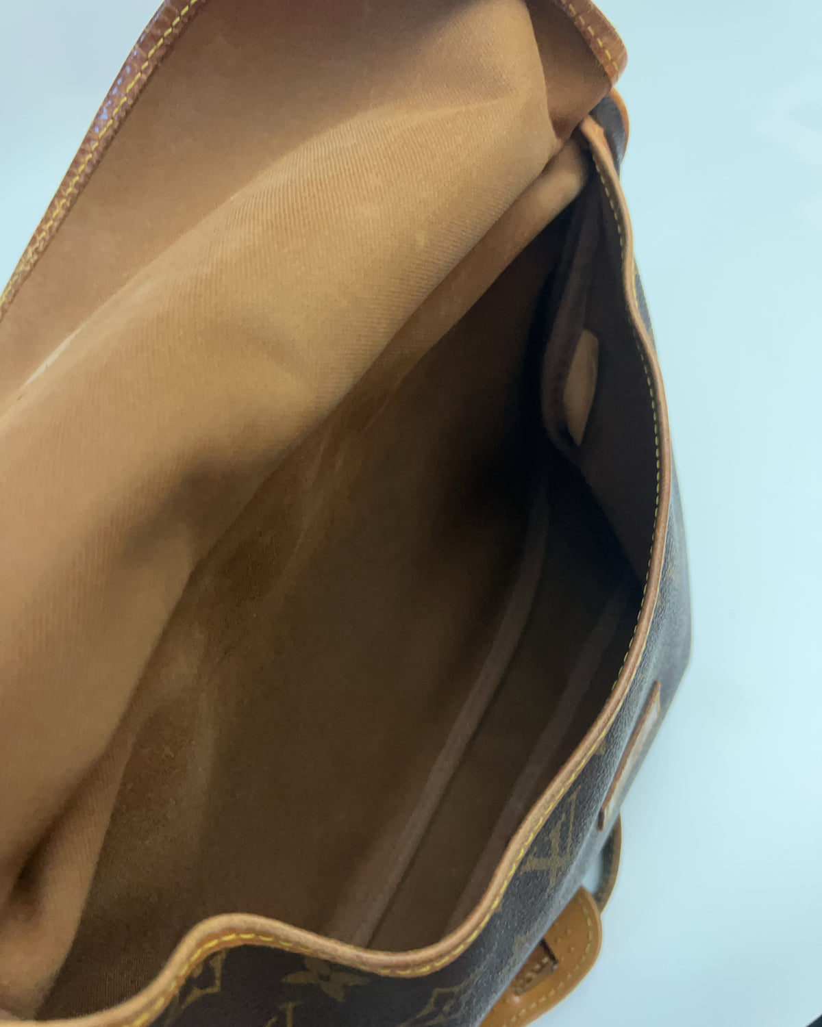 Vintage Louis Vuitton Bag ()