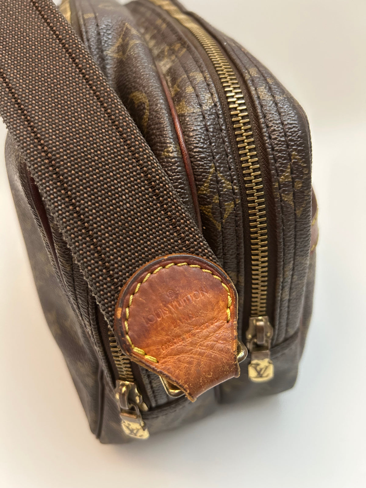 Louis Vuitton Reporter
