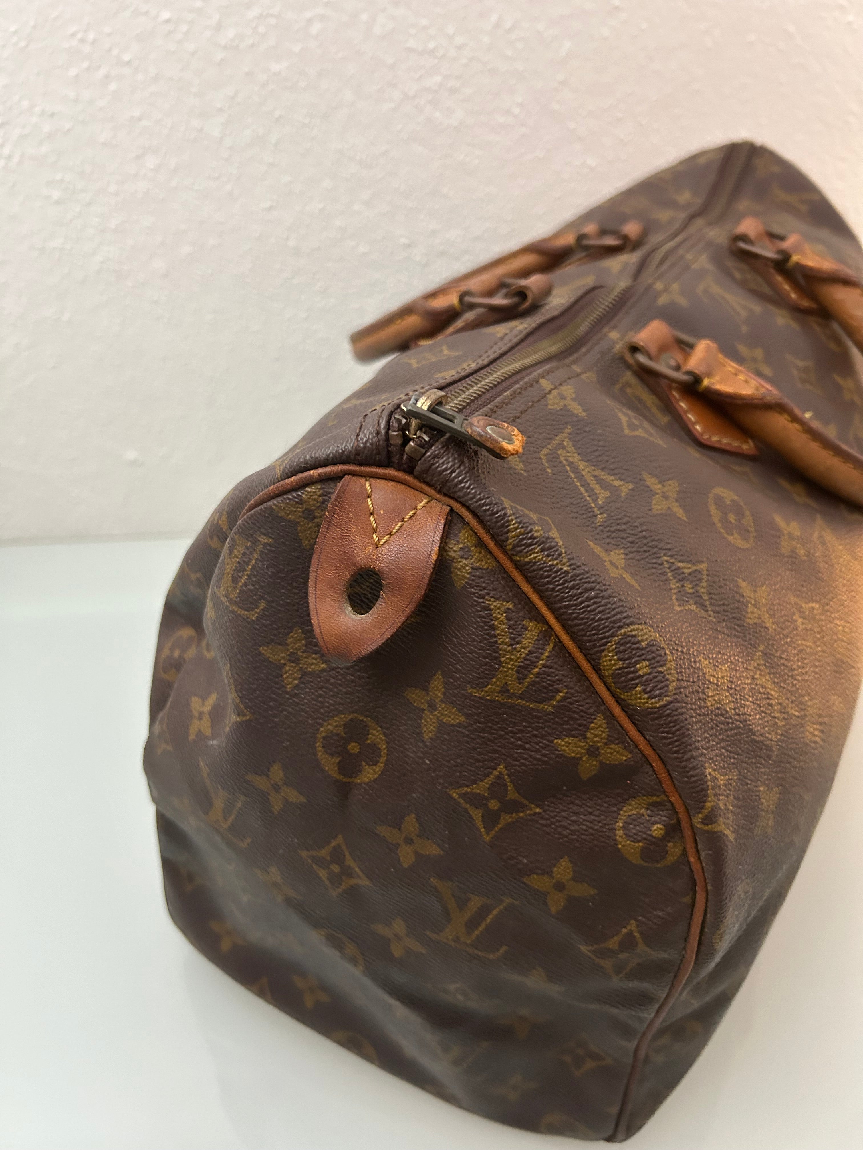 Louis Vuitton Speedy 40