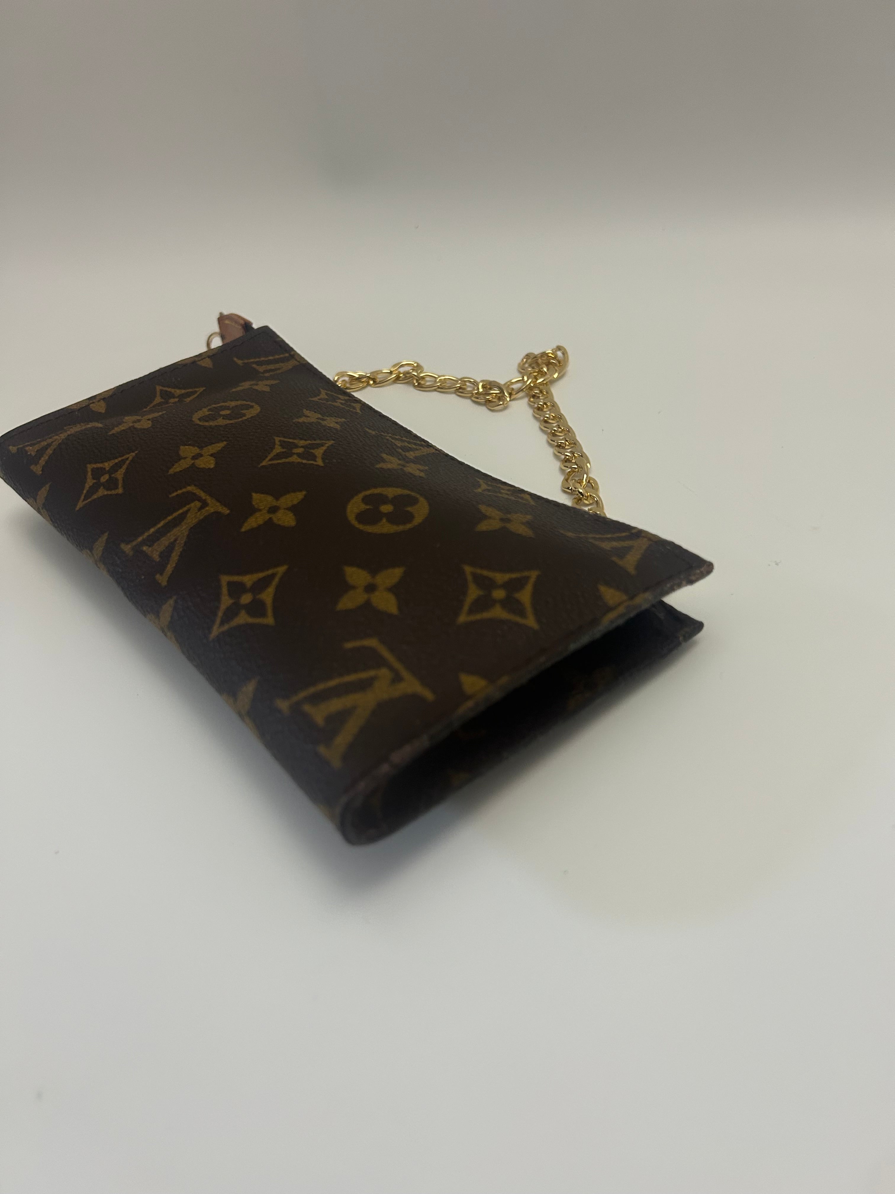 Louis Vuitton Brown Pochette