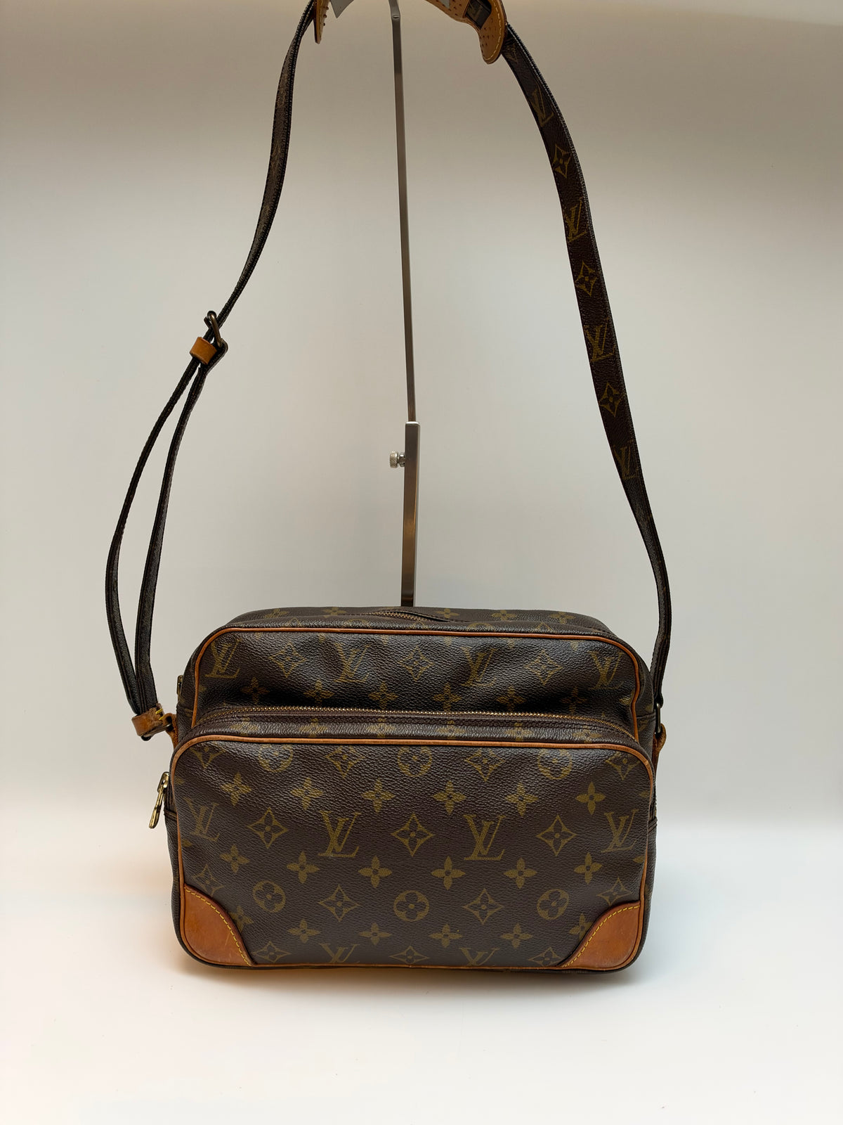 Louis Vuitton Nile