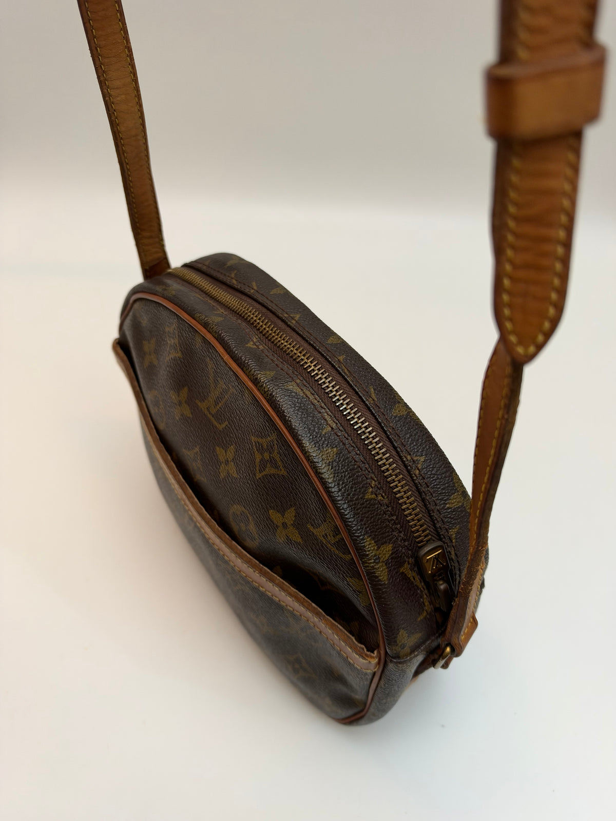 Louis Vuitton Senlis