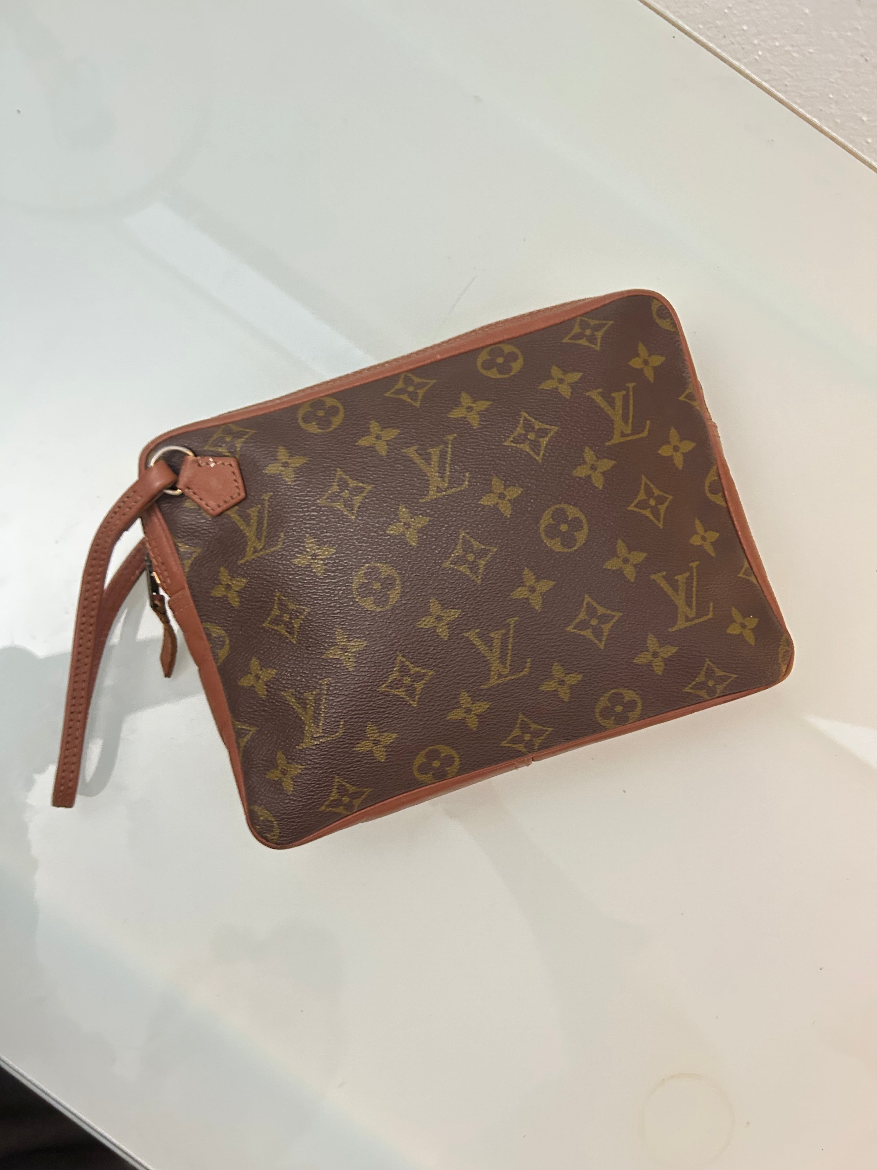 Louis Vuitton Clutch