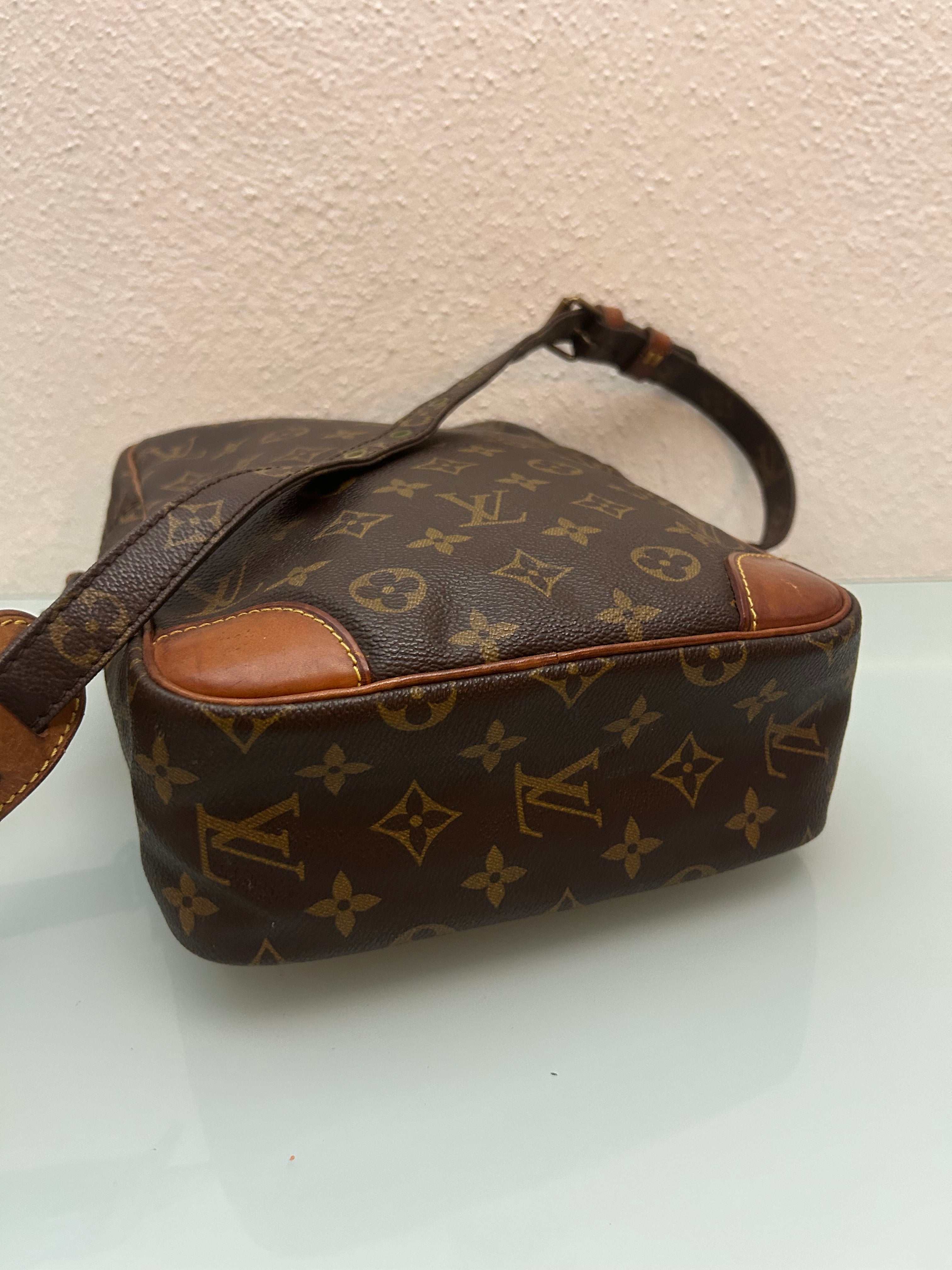 Louis Vuitton Danube GM