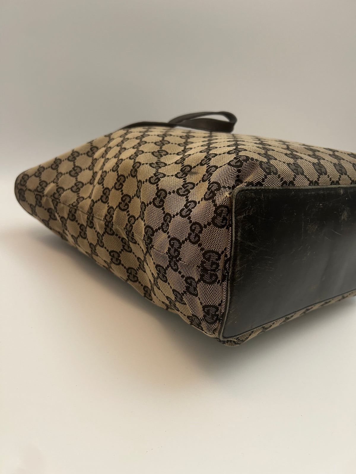Gucci Bucket