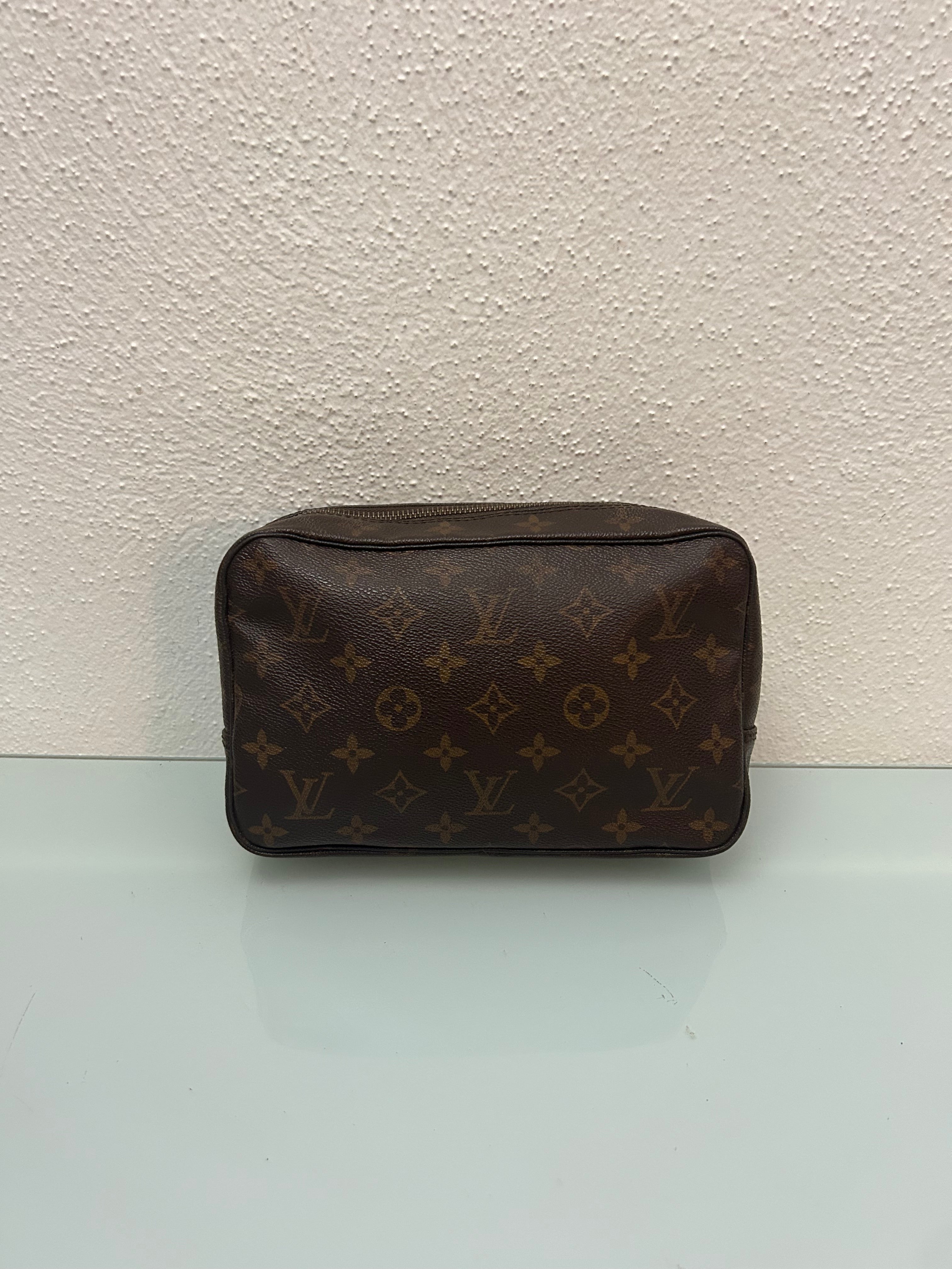 Louis Vuitton Clutch