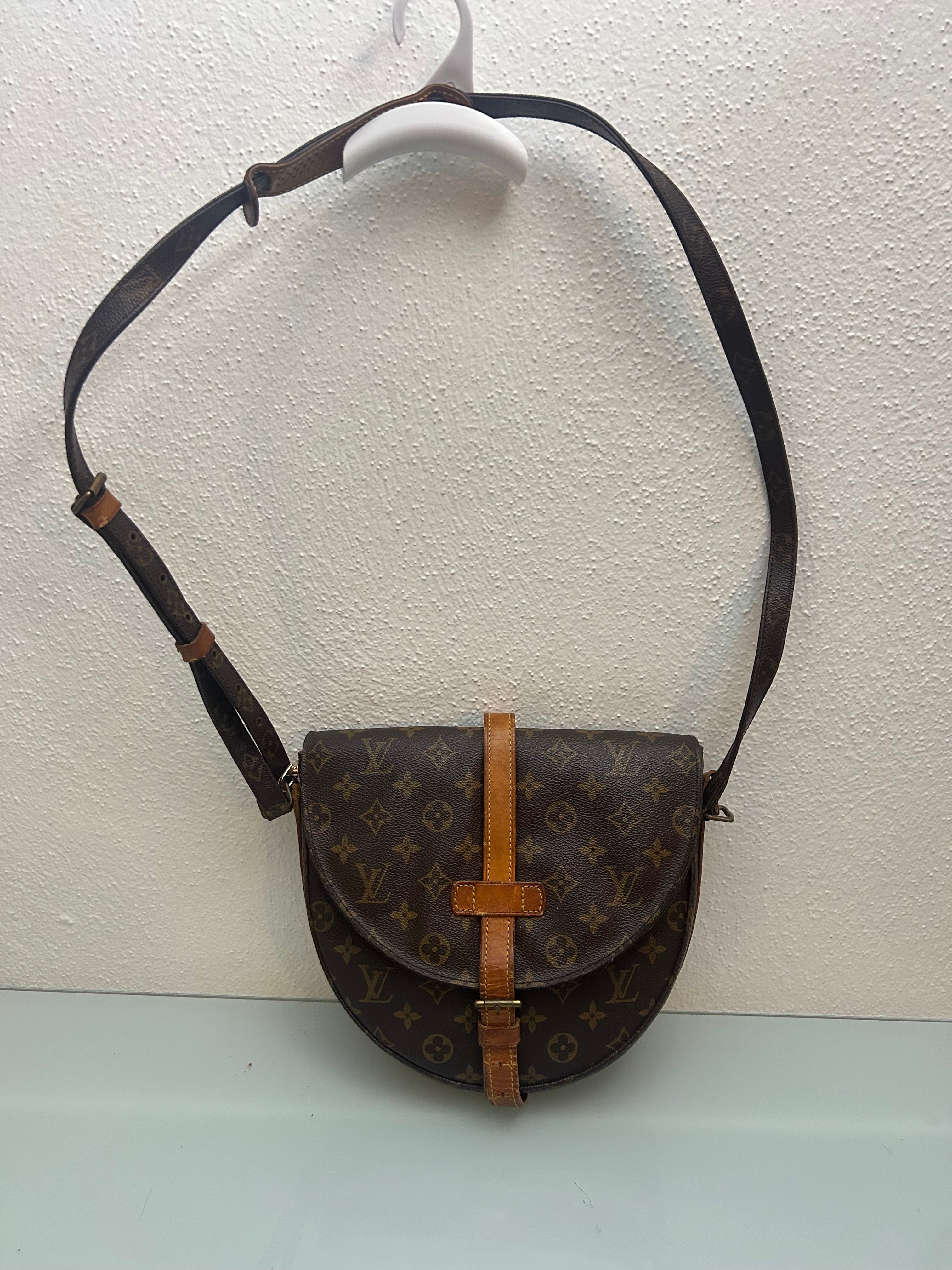 Louis Vuitton Chantilly