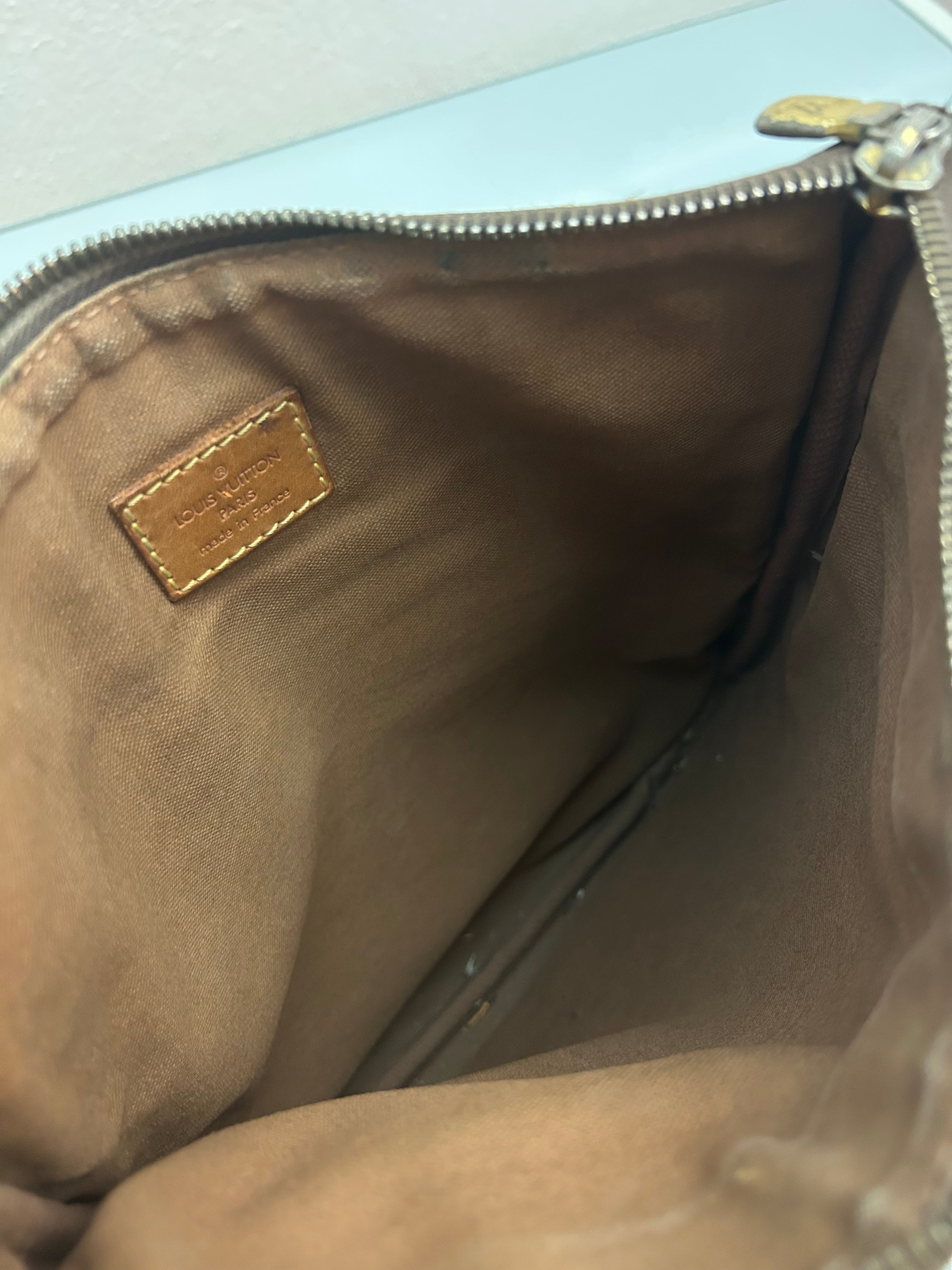 Louis Vuitton Crossbody