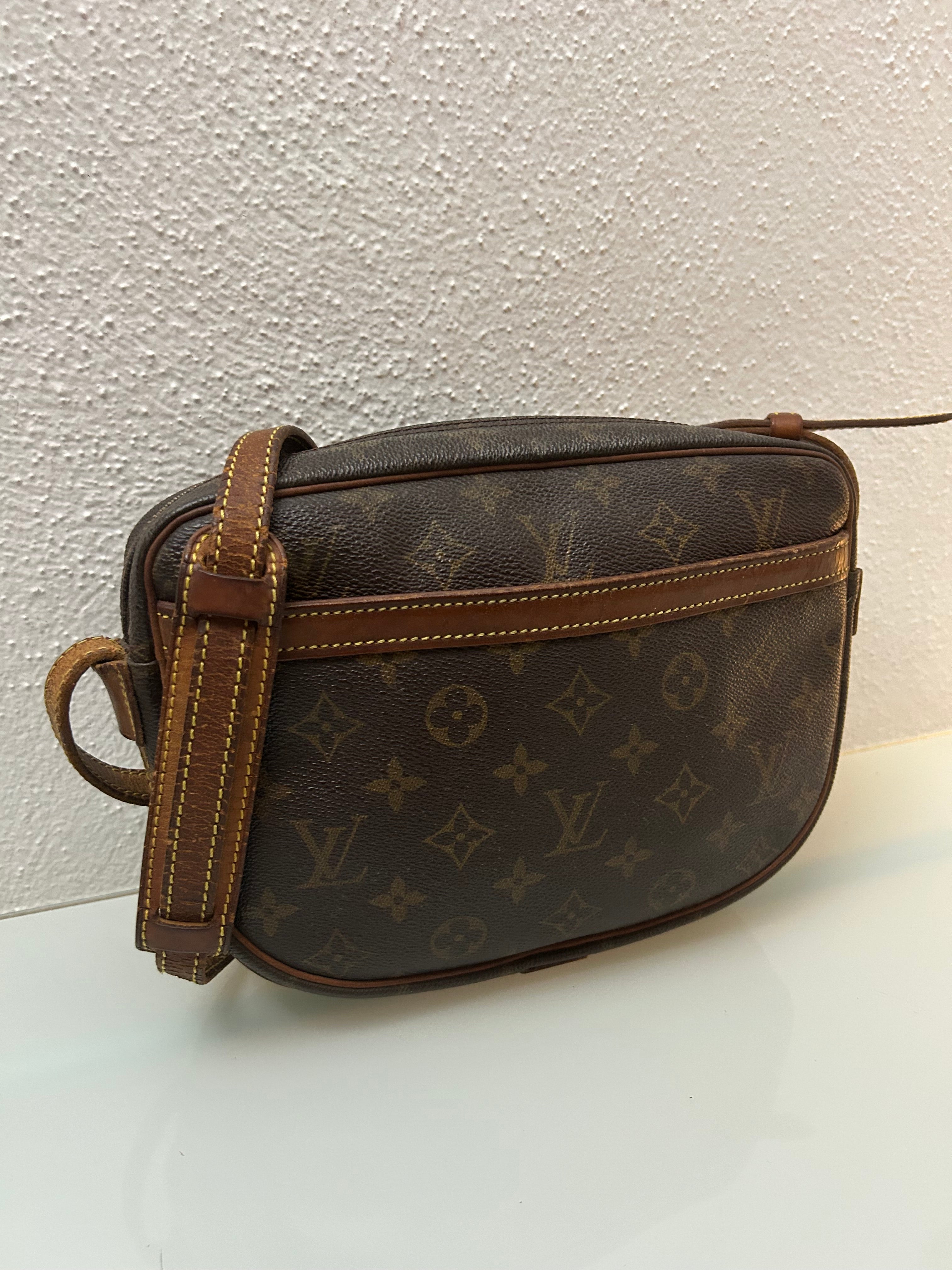 Louis Vuitton Jeunefille MM
