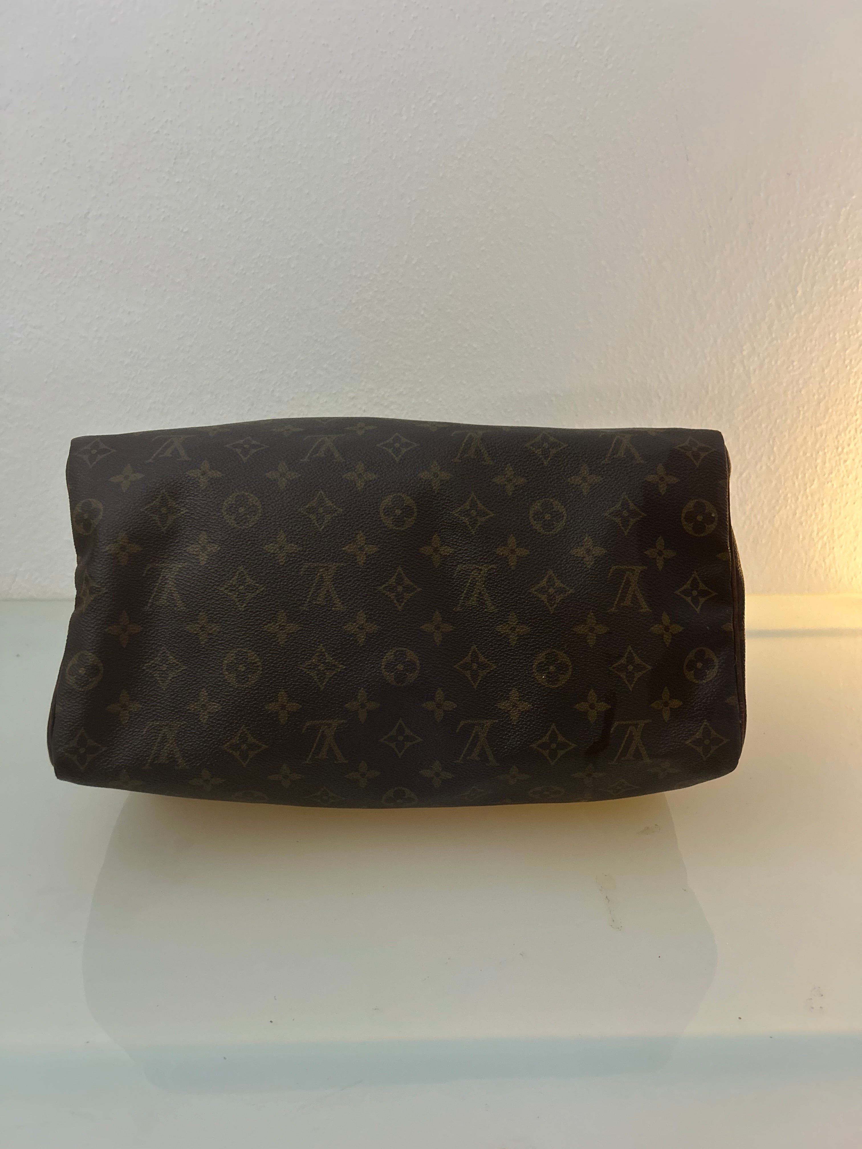 Louis Vuitton Speedy 40