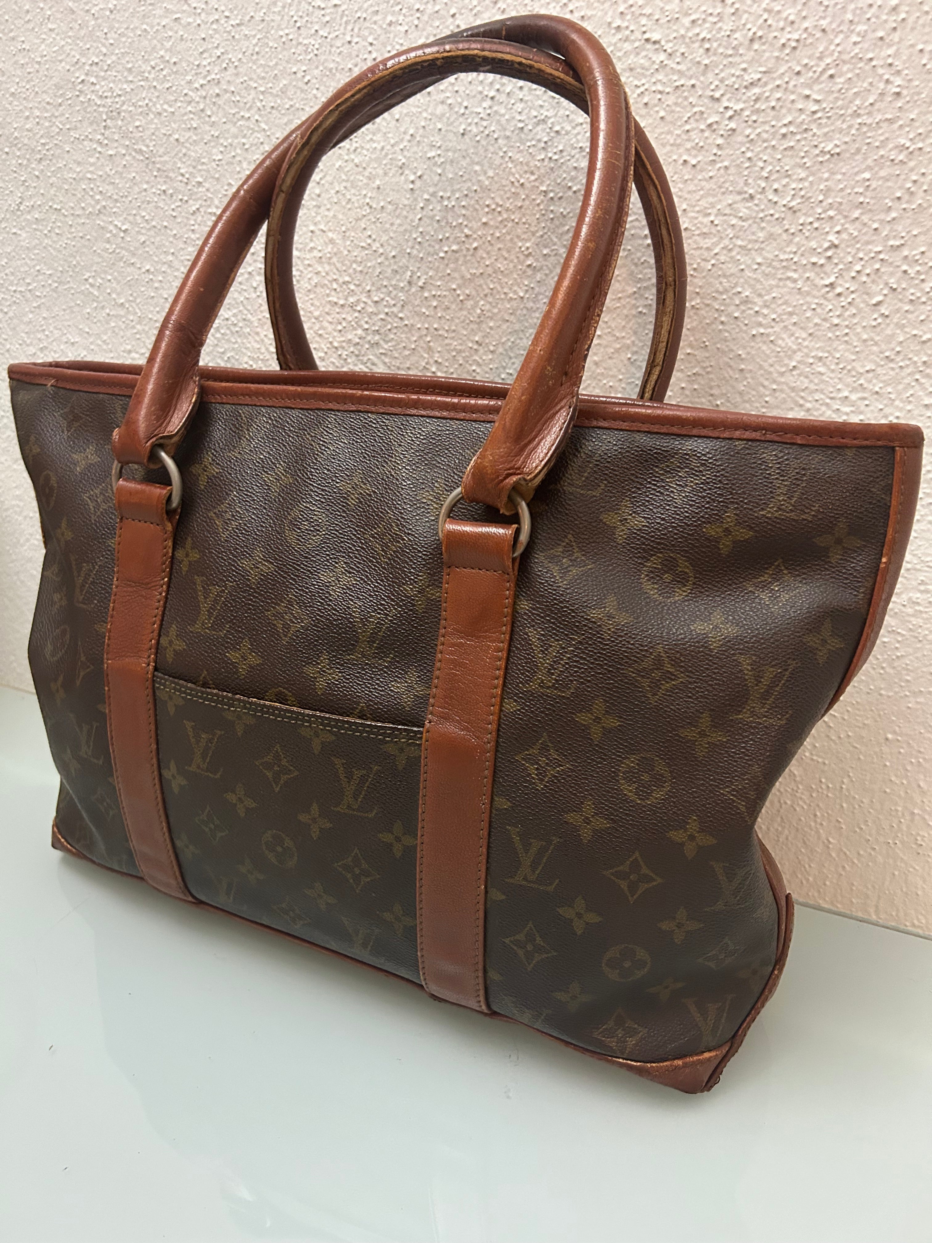 Louis Vuitton Weekend MM