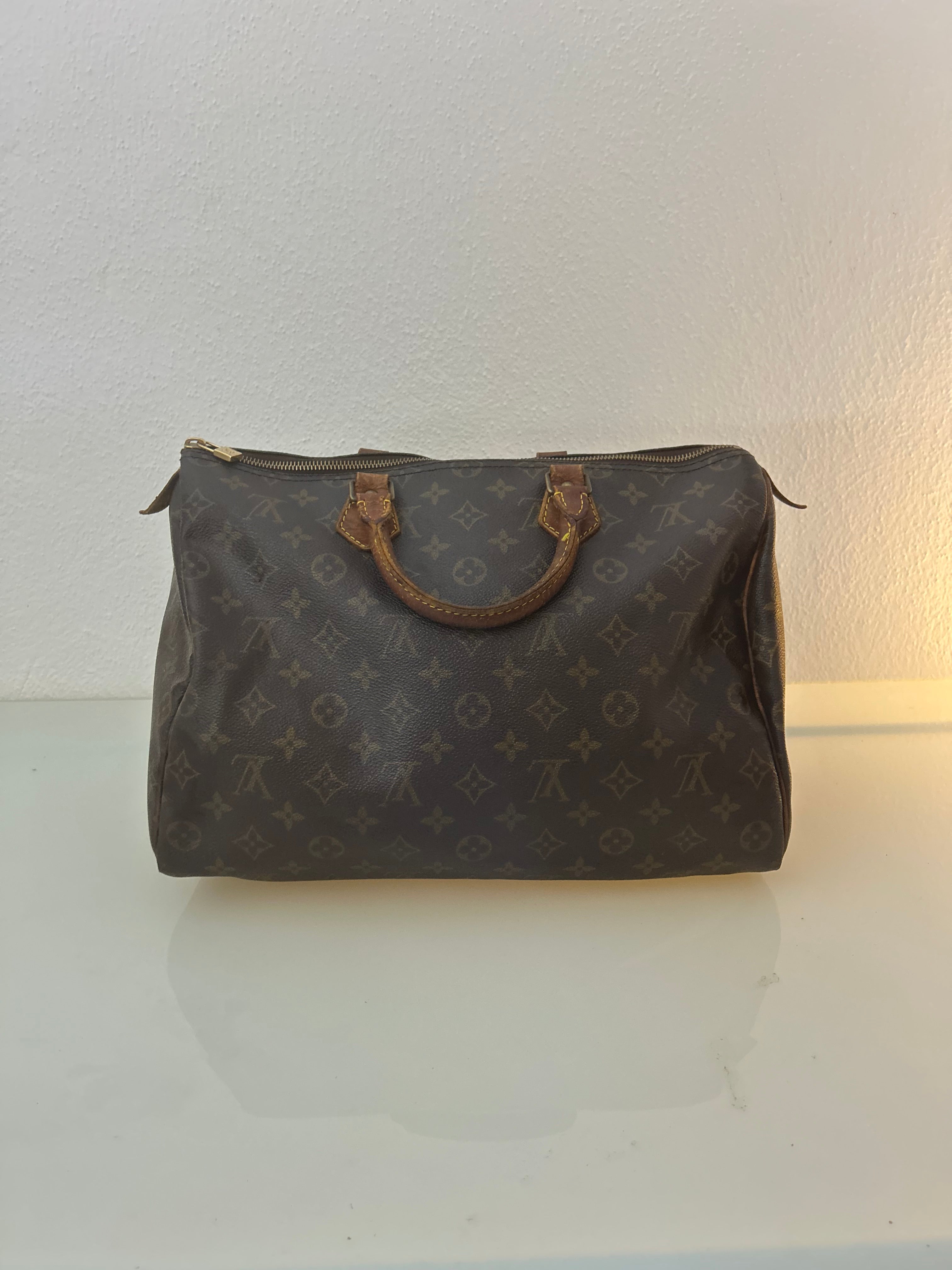 Louis Vuitton Speedy 40