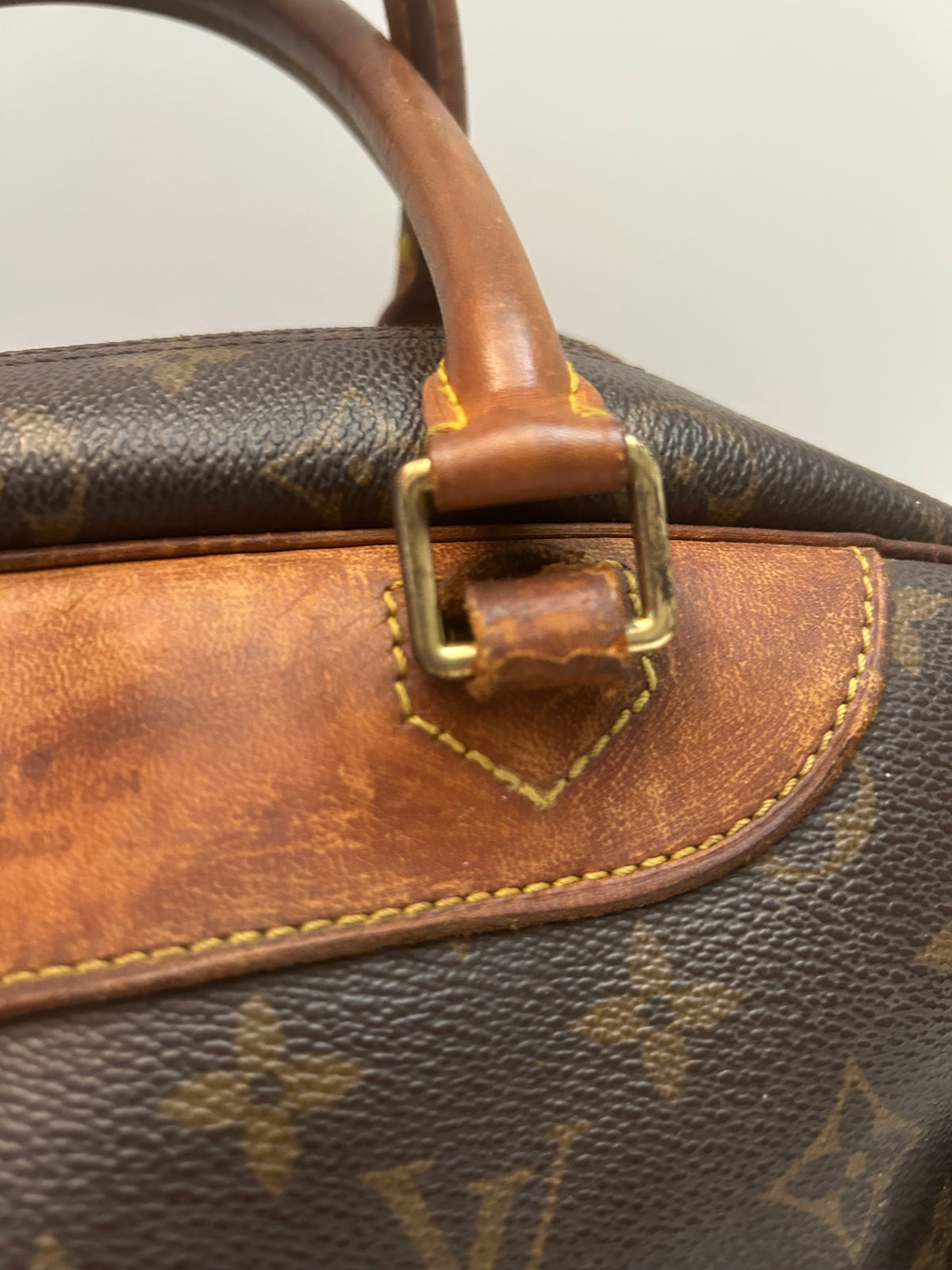 Louis Vuitton Deauville