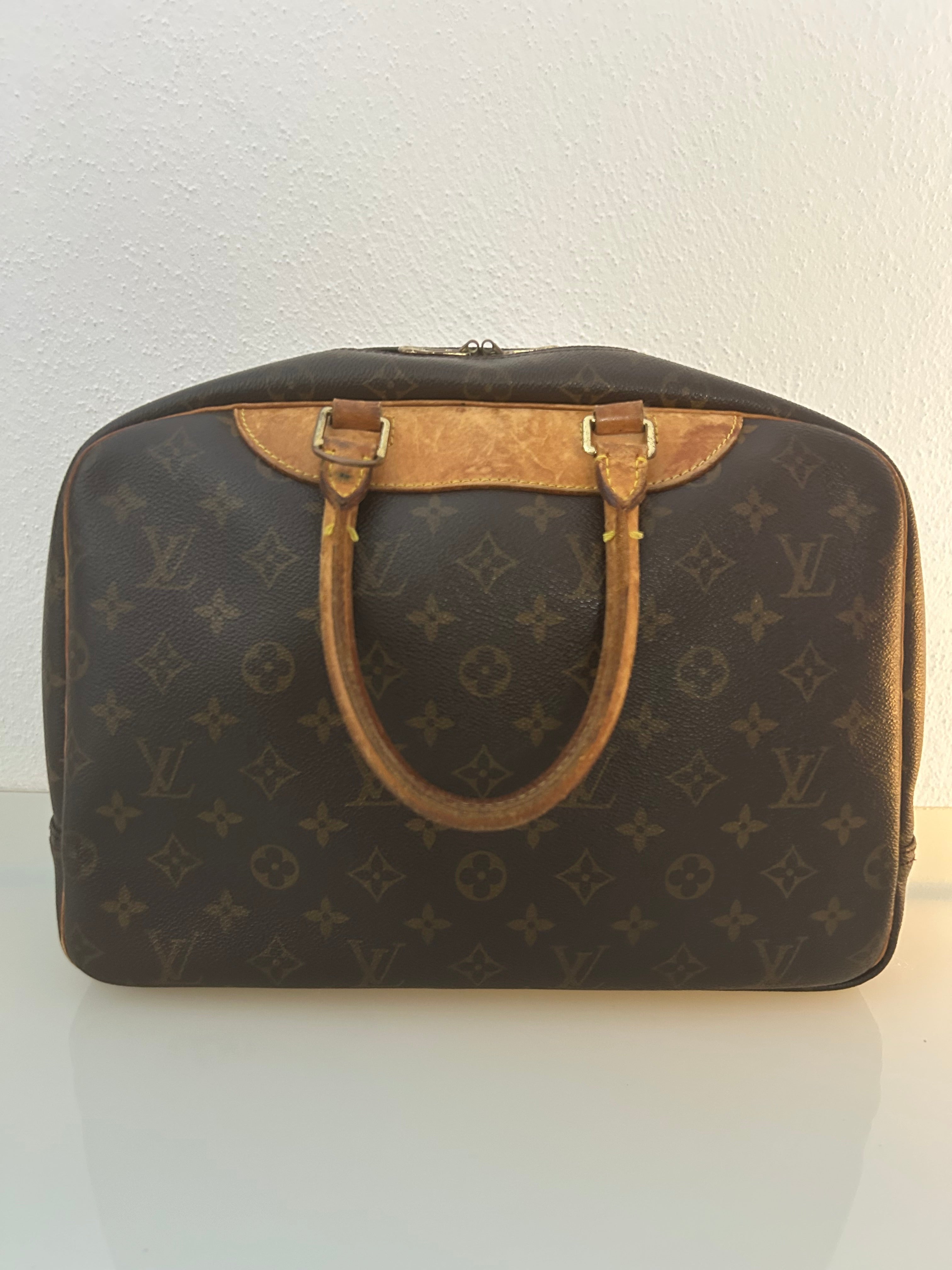 Louis Vuitton Deauville