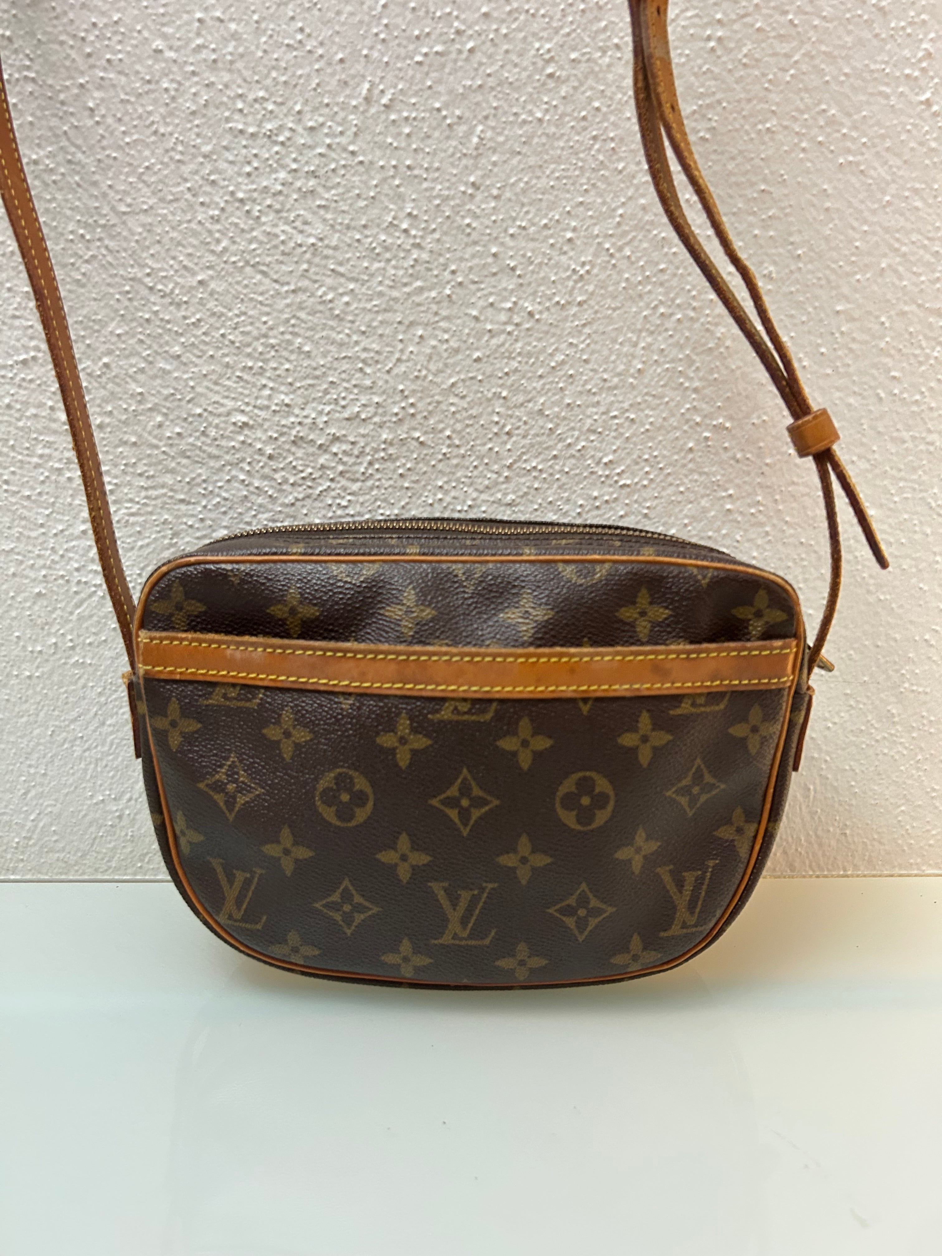 Louis Vuitton Jeune Fille PM