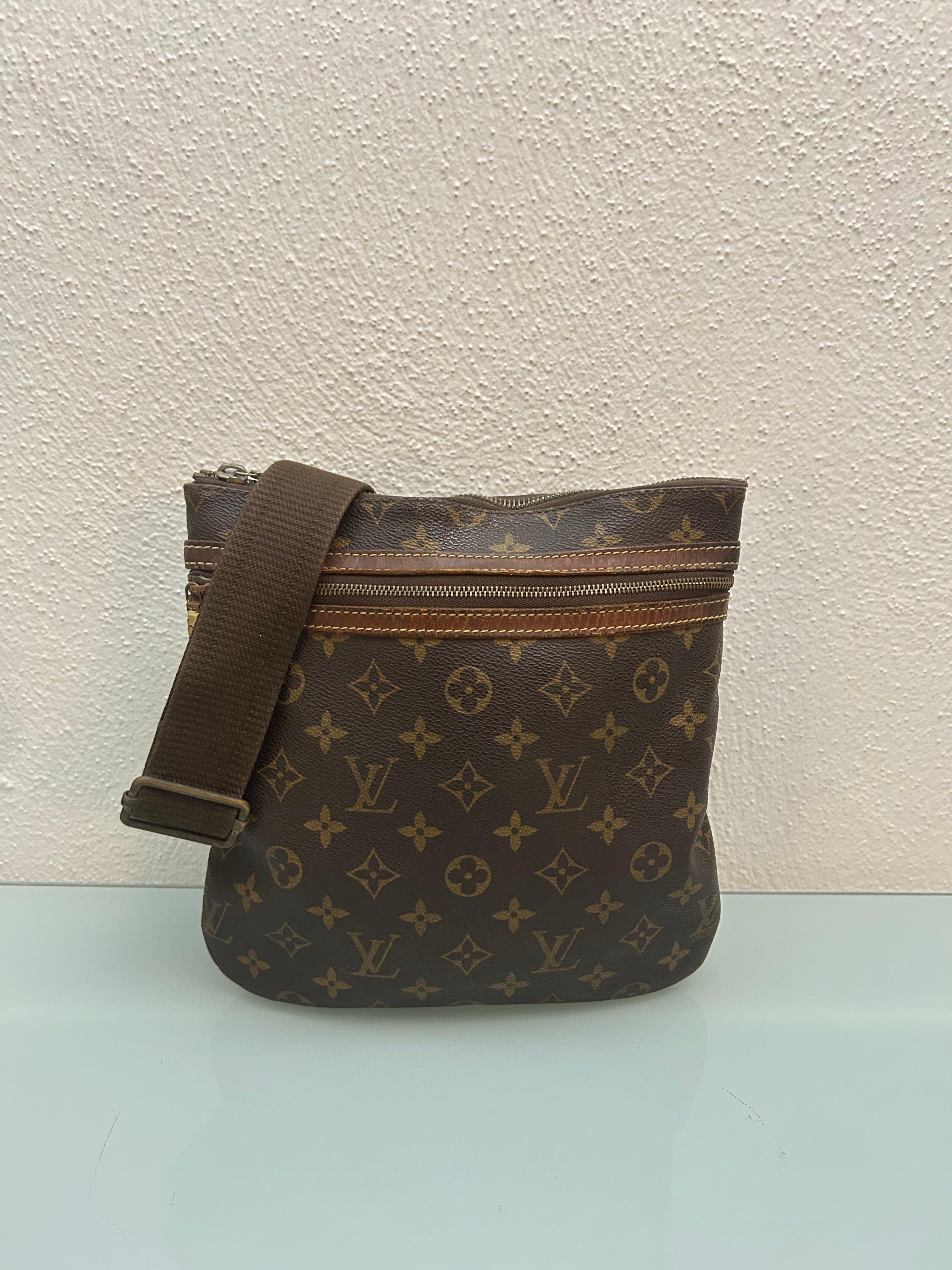 Louis Vuitton Crossbody