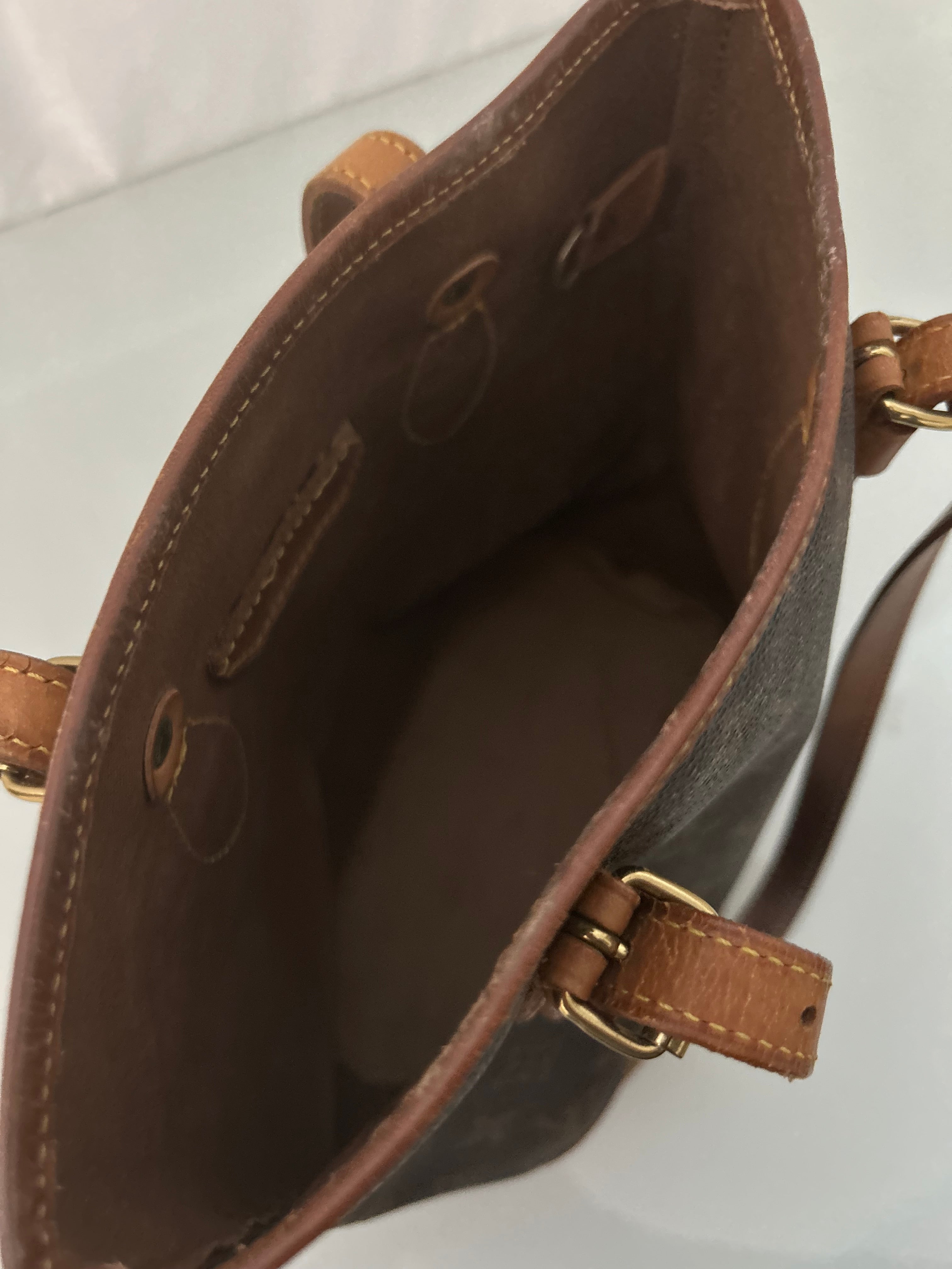 Louis Vuitton Marais Bucket Bag
