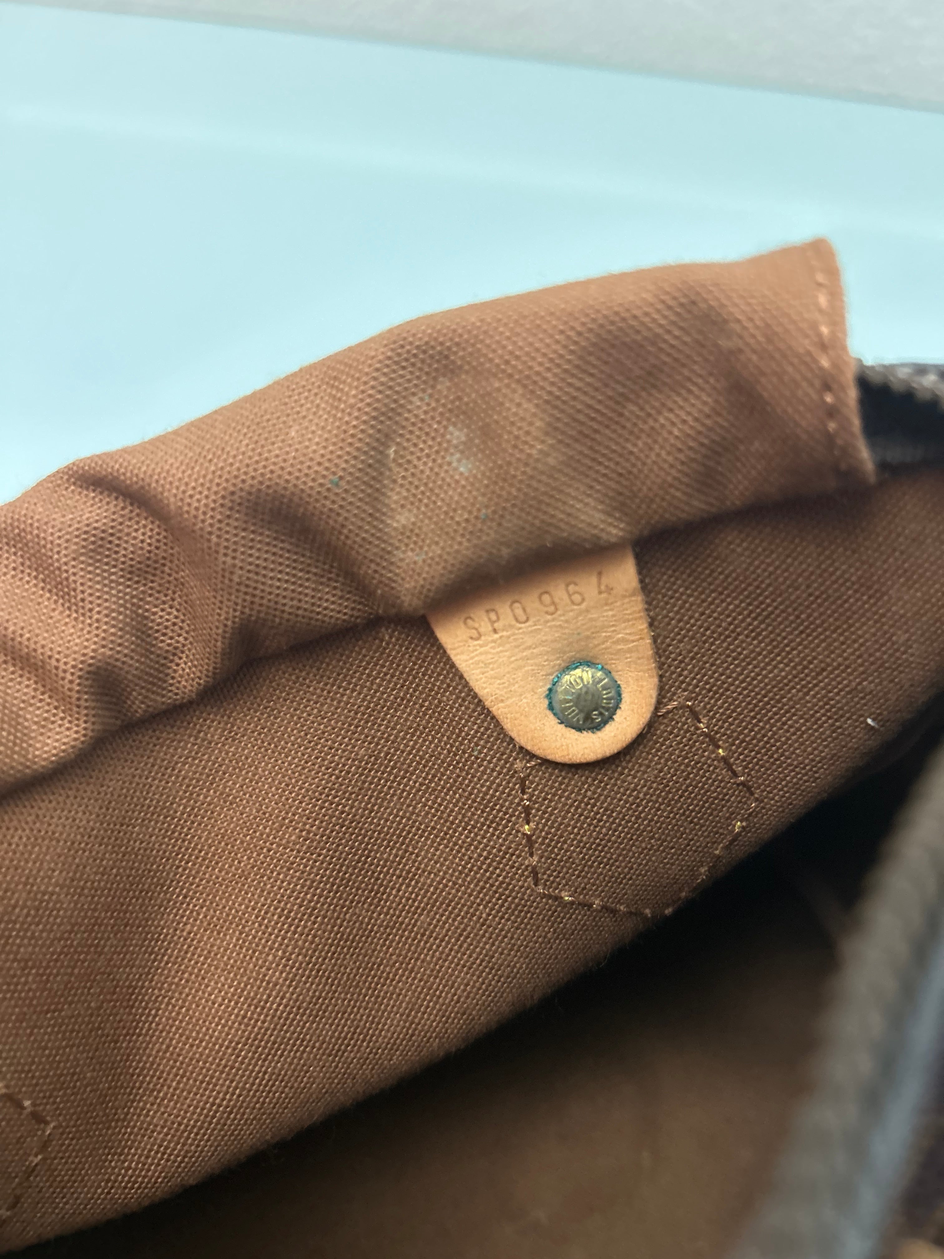 Louis Vuitton Speedy 25