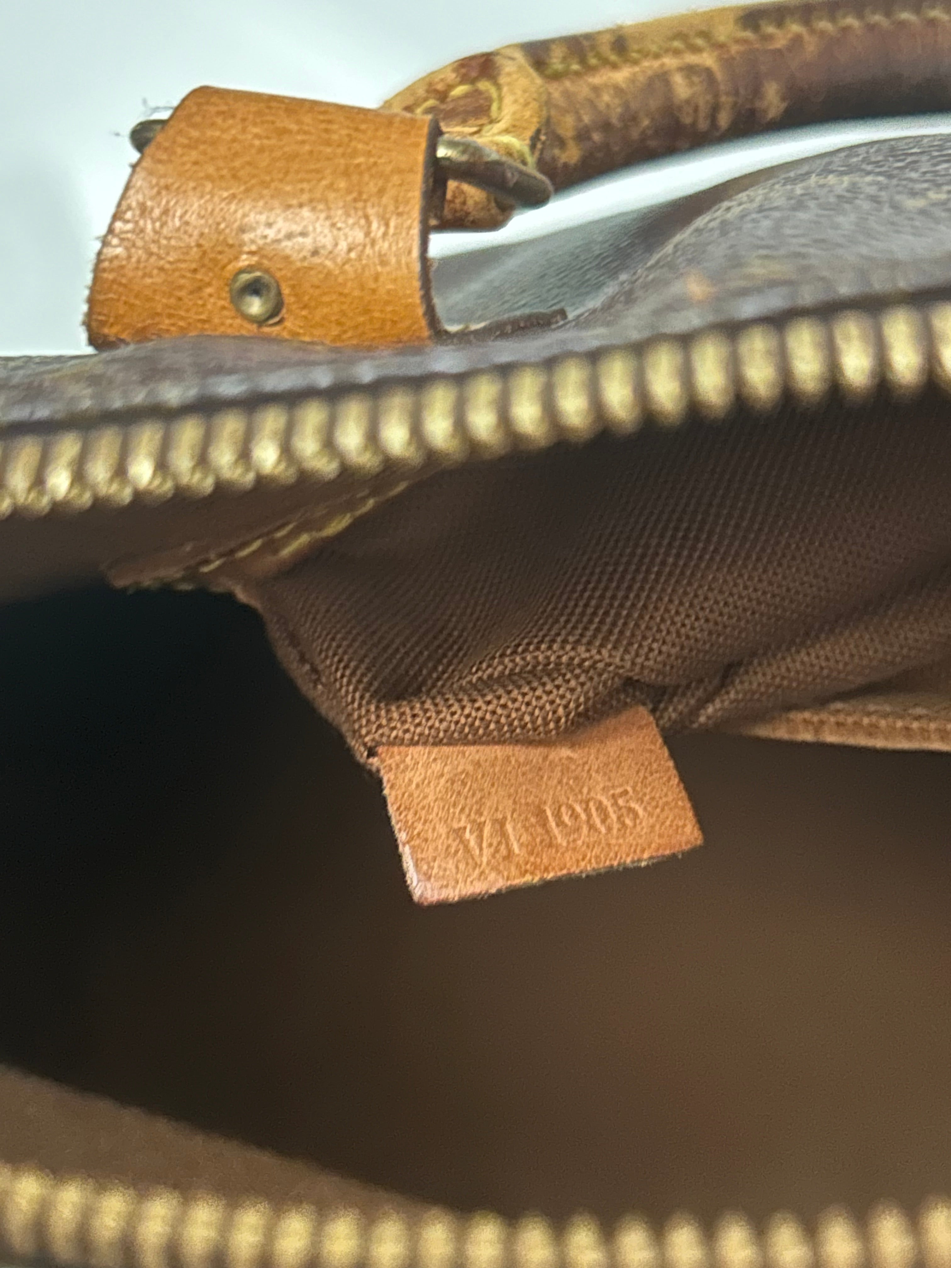 Louis Vuitton Alma