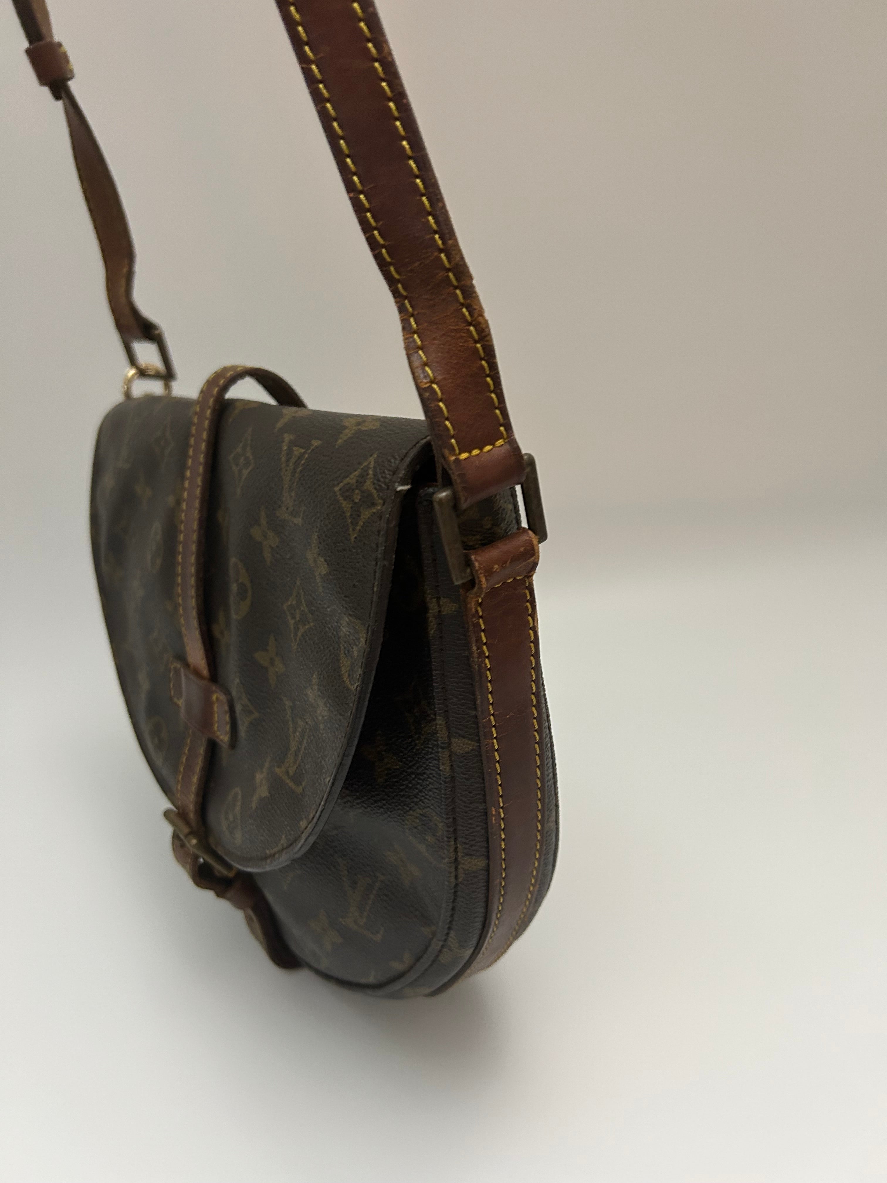 Louis Vuitton Chantilly