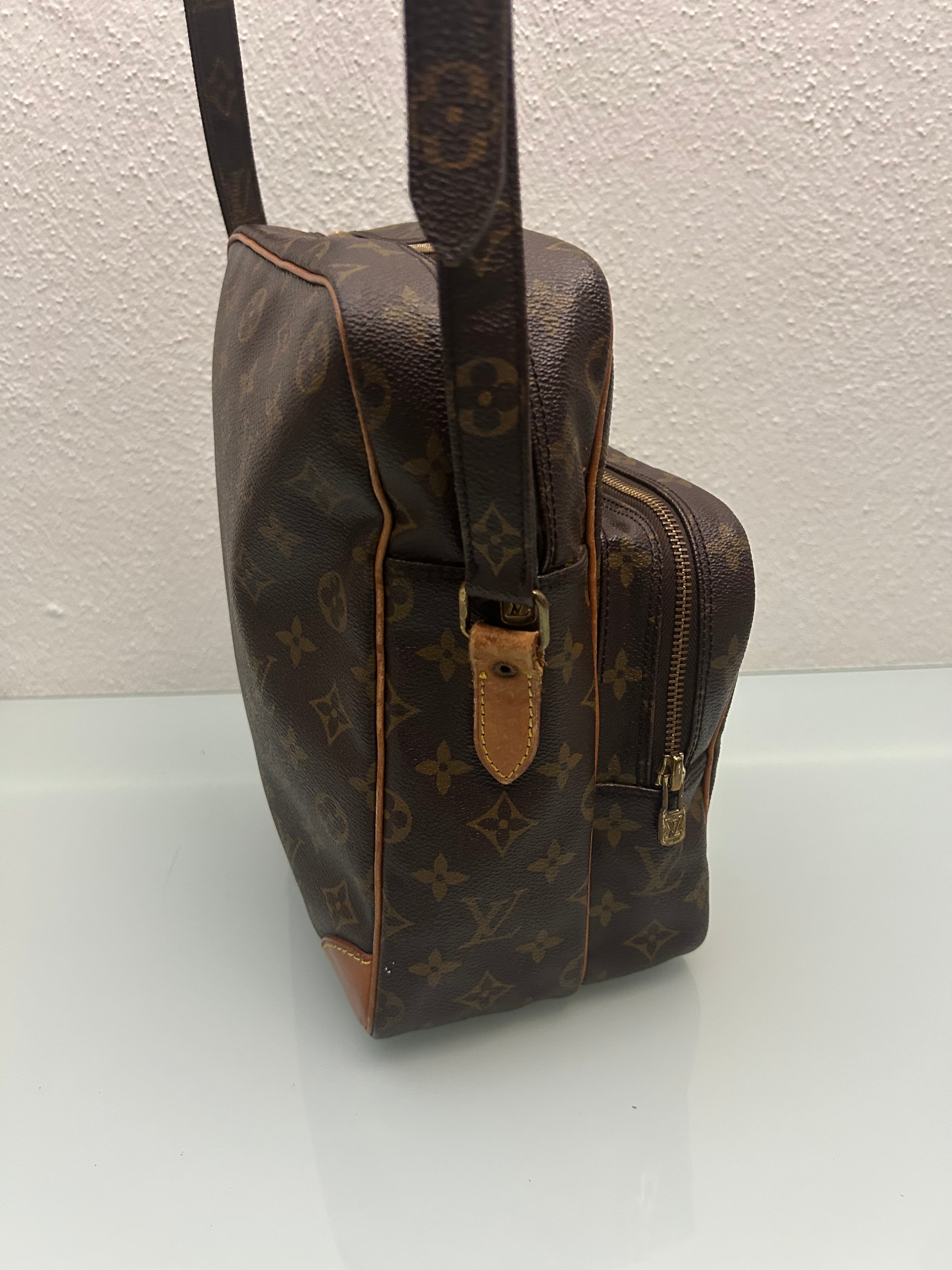 Louis Vuitton Amazon GM