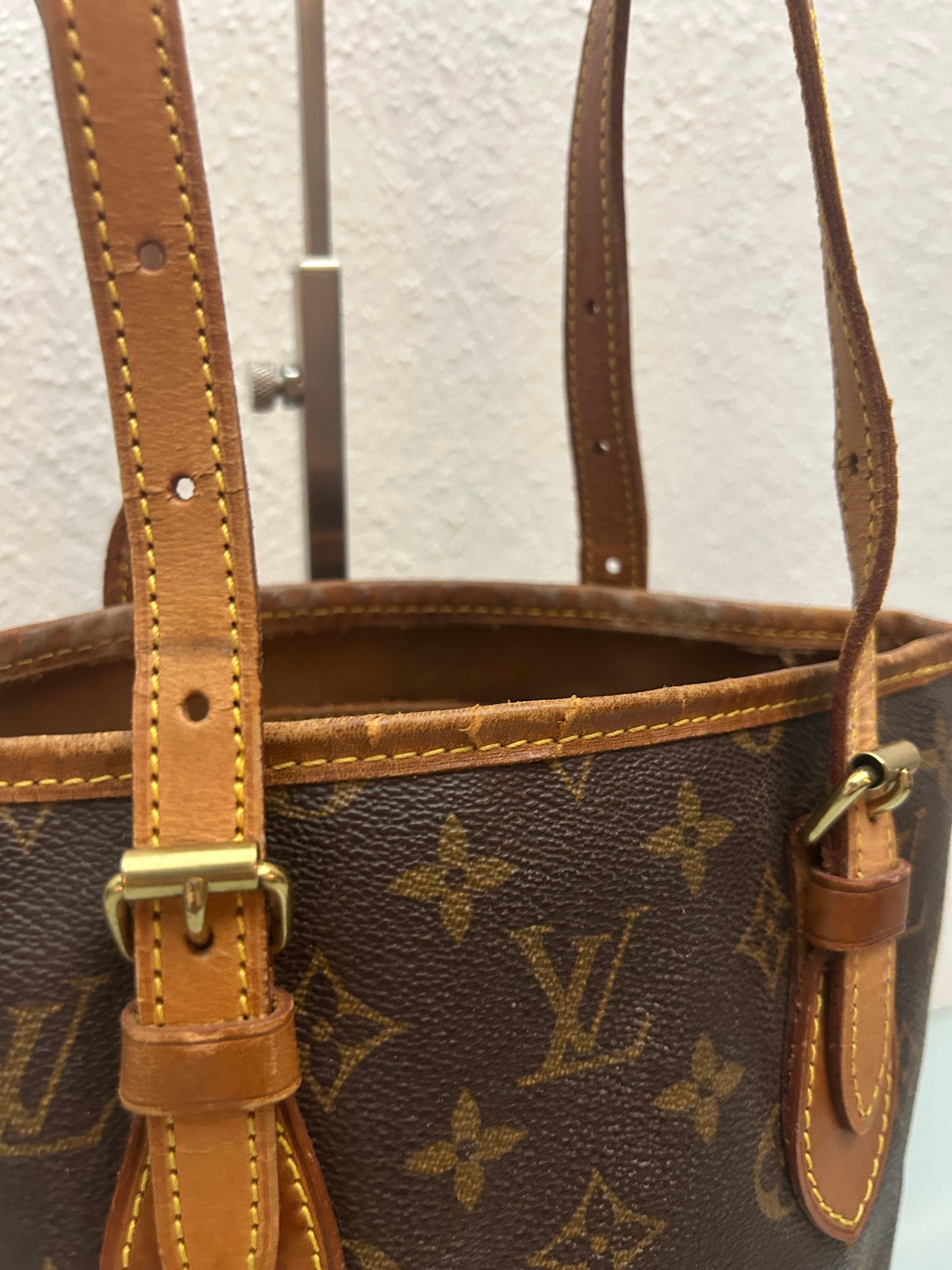 Louis Vuitton Marais