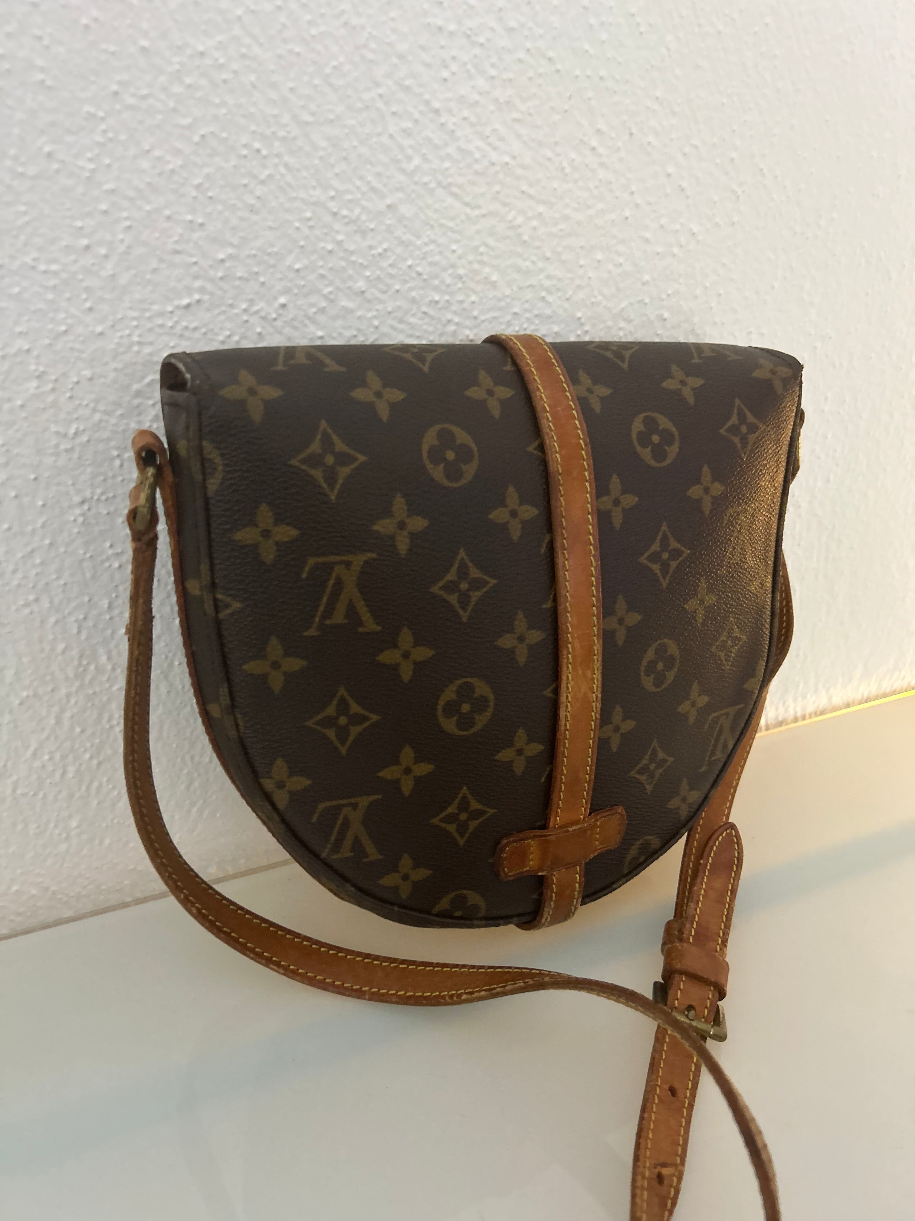 Louis Vuitton Chantilly