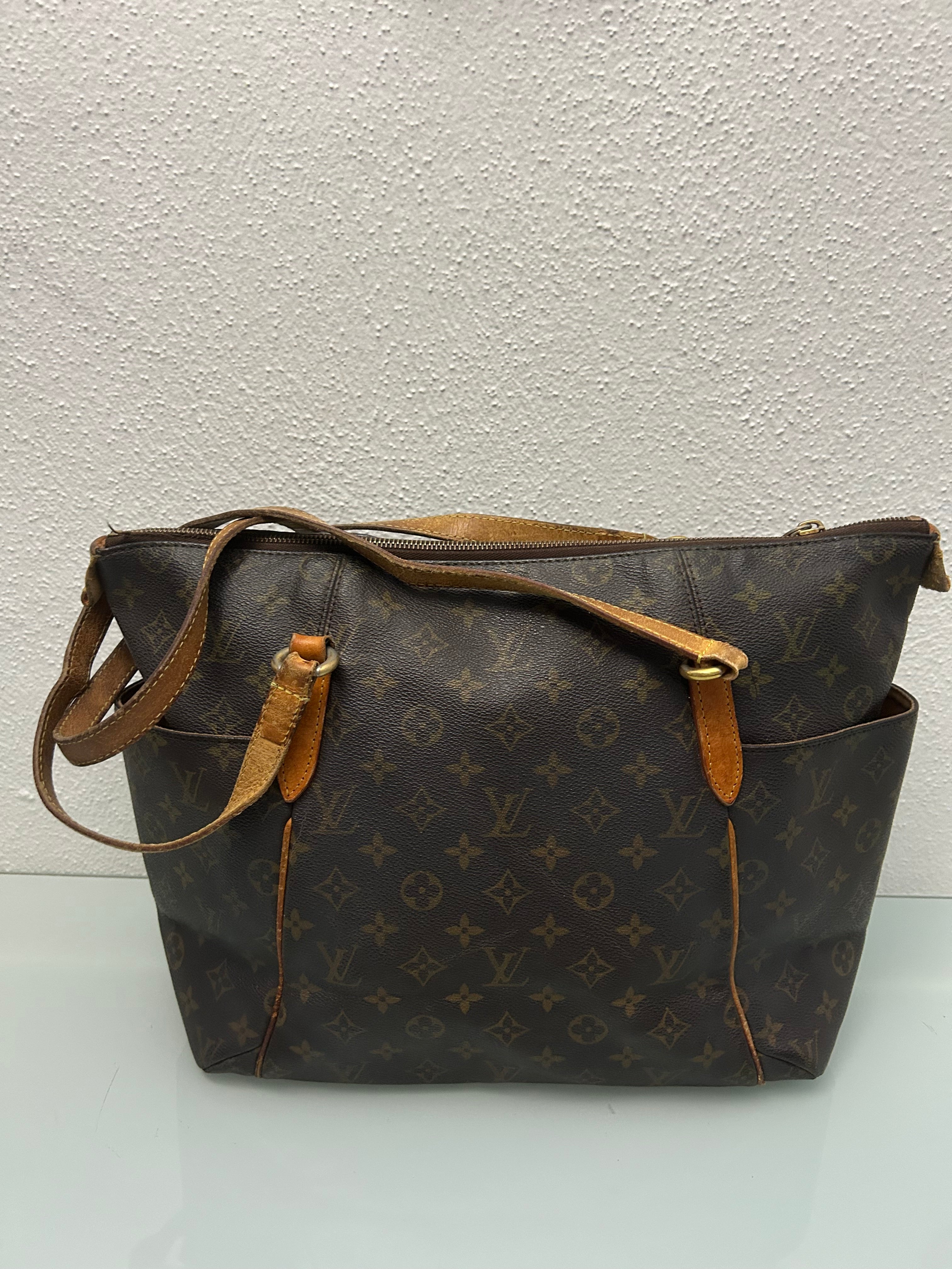 Louis Vuitton Neverfull