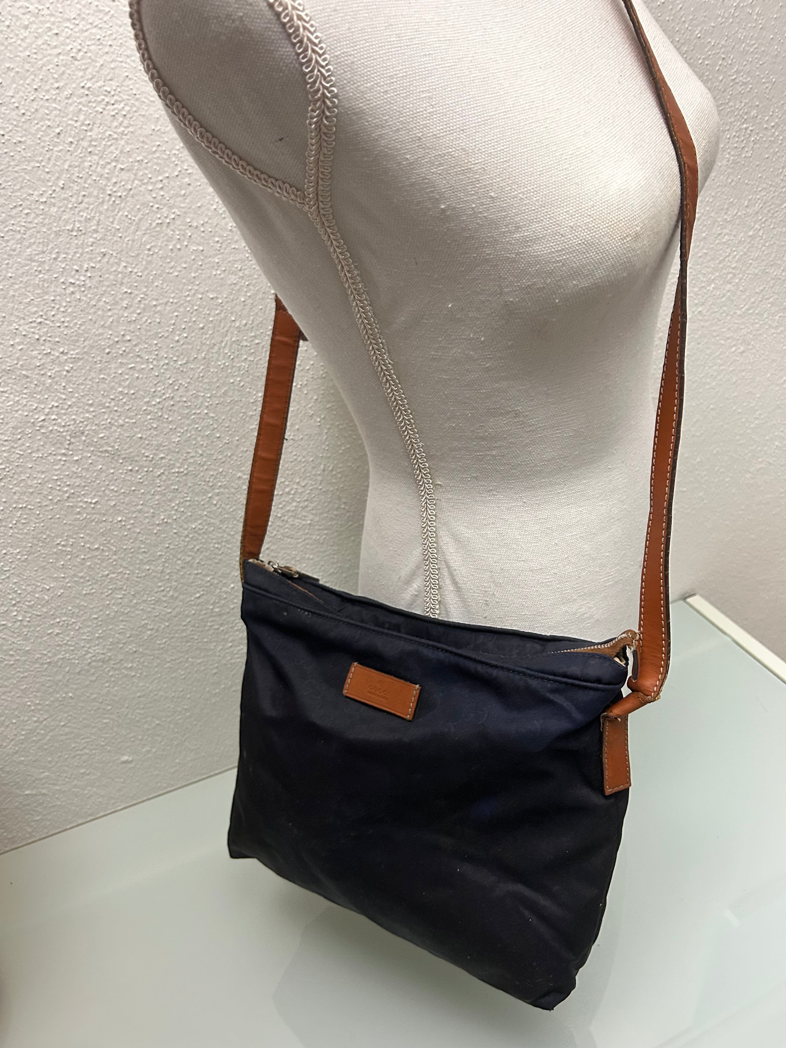 Gucci Mørkeblå Crossbody