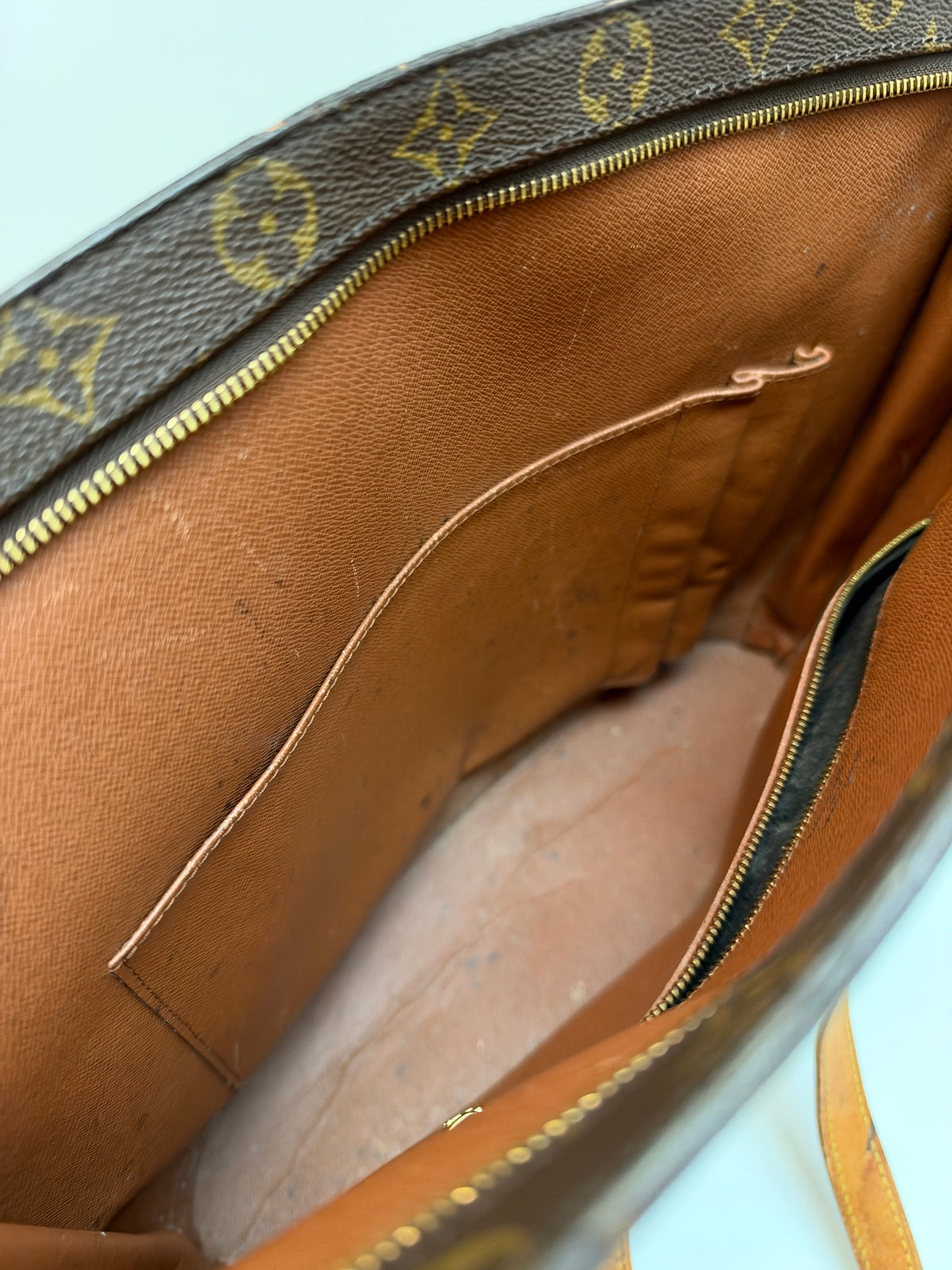 Louis Vuitton Babylone