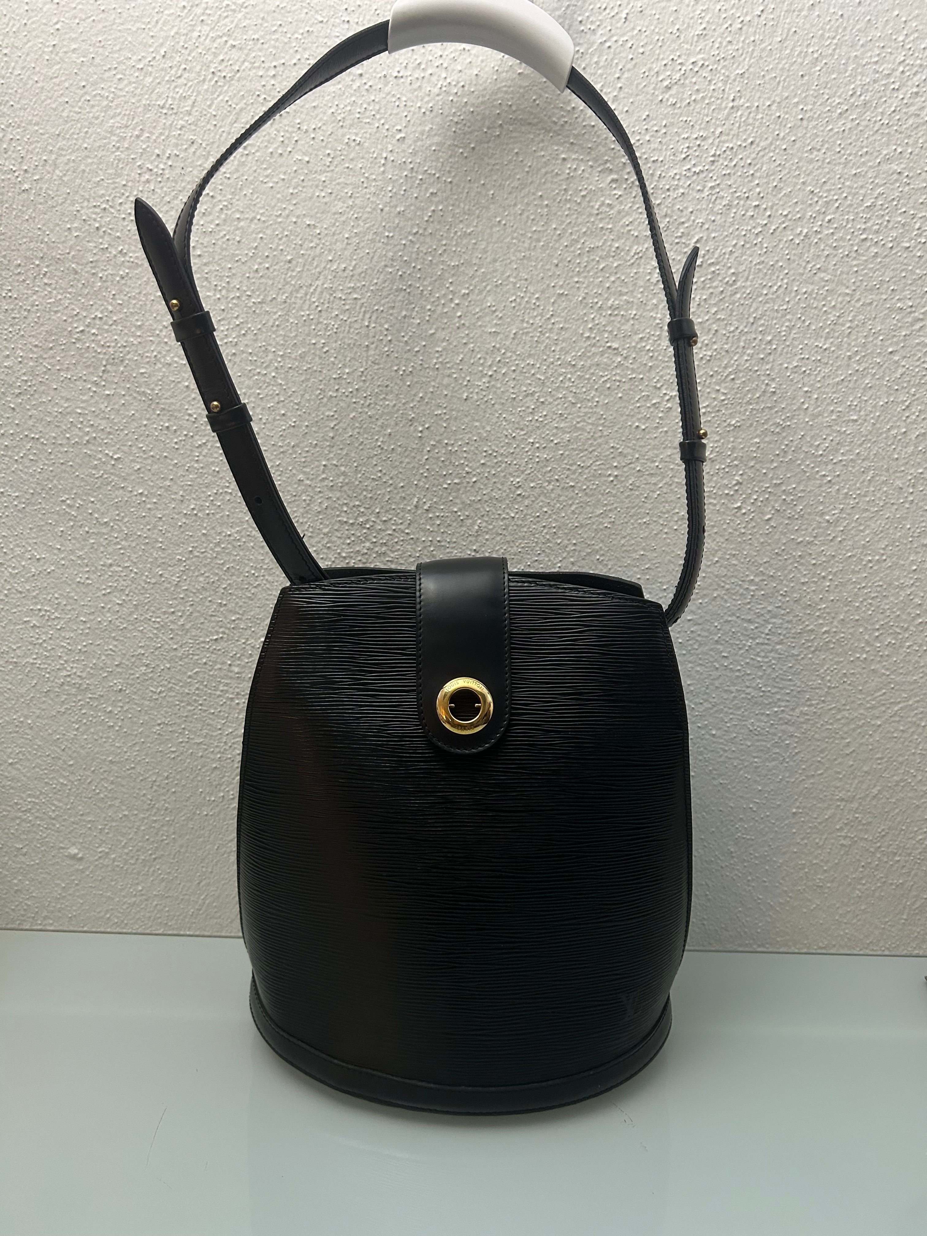Louis Vuitton Epi Bucket