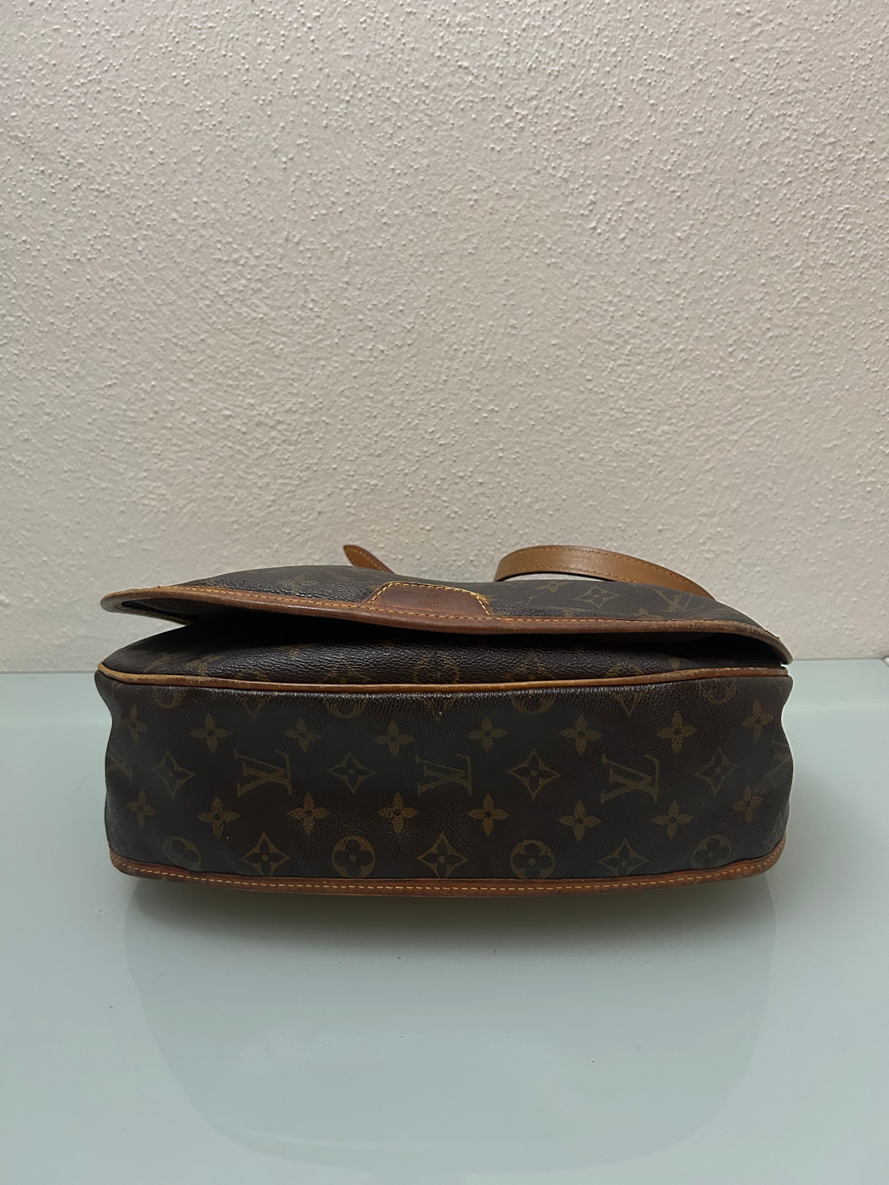 Louis Vuitton Menilmontant