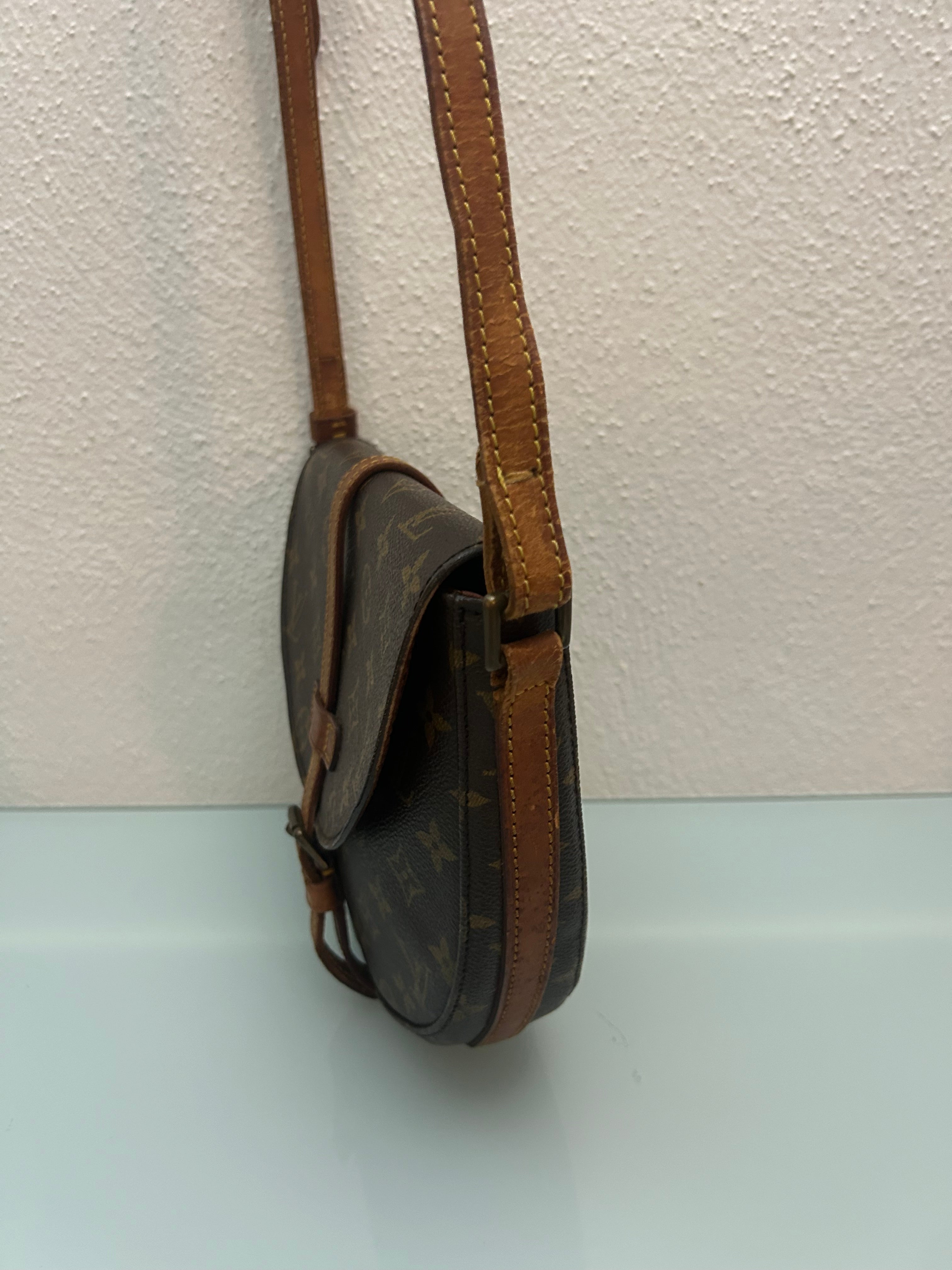 Louis Vuitton Chantilly