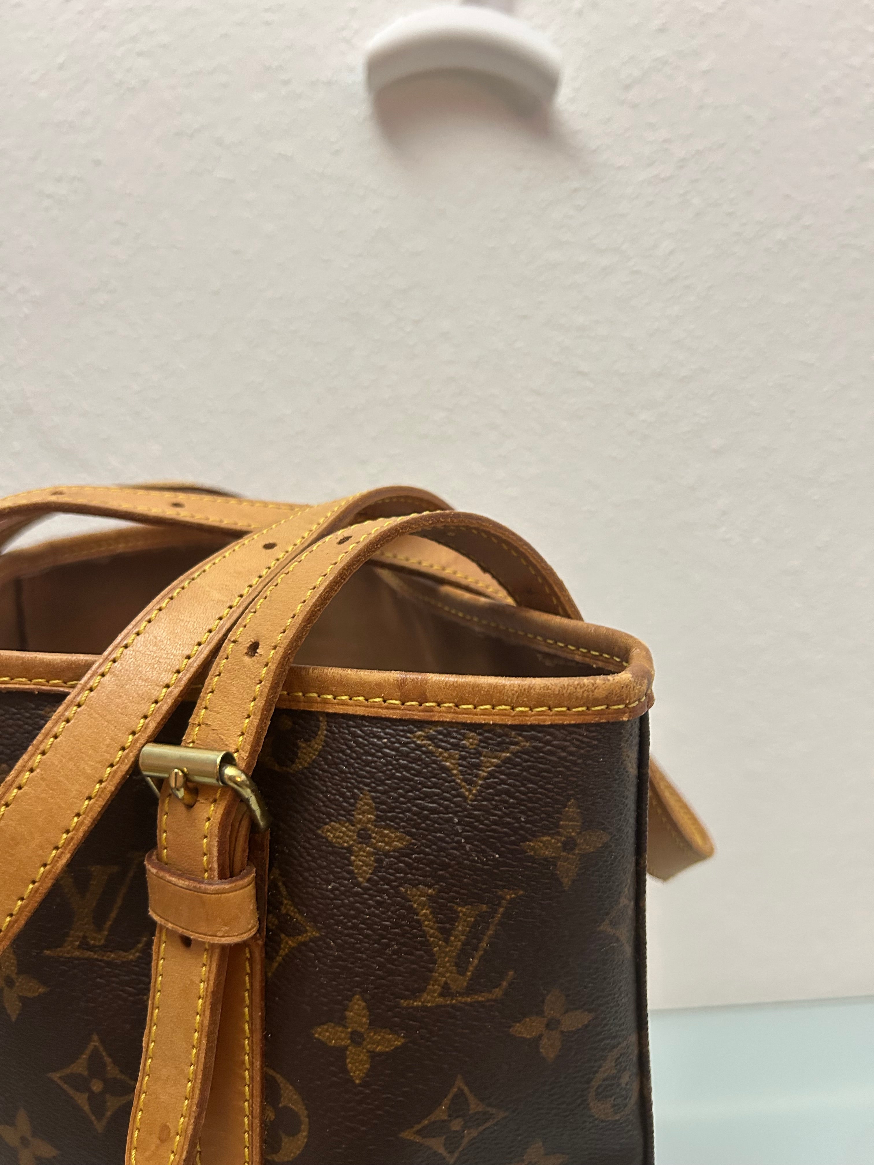 Louis Vuitton Marais Bucket