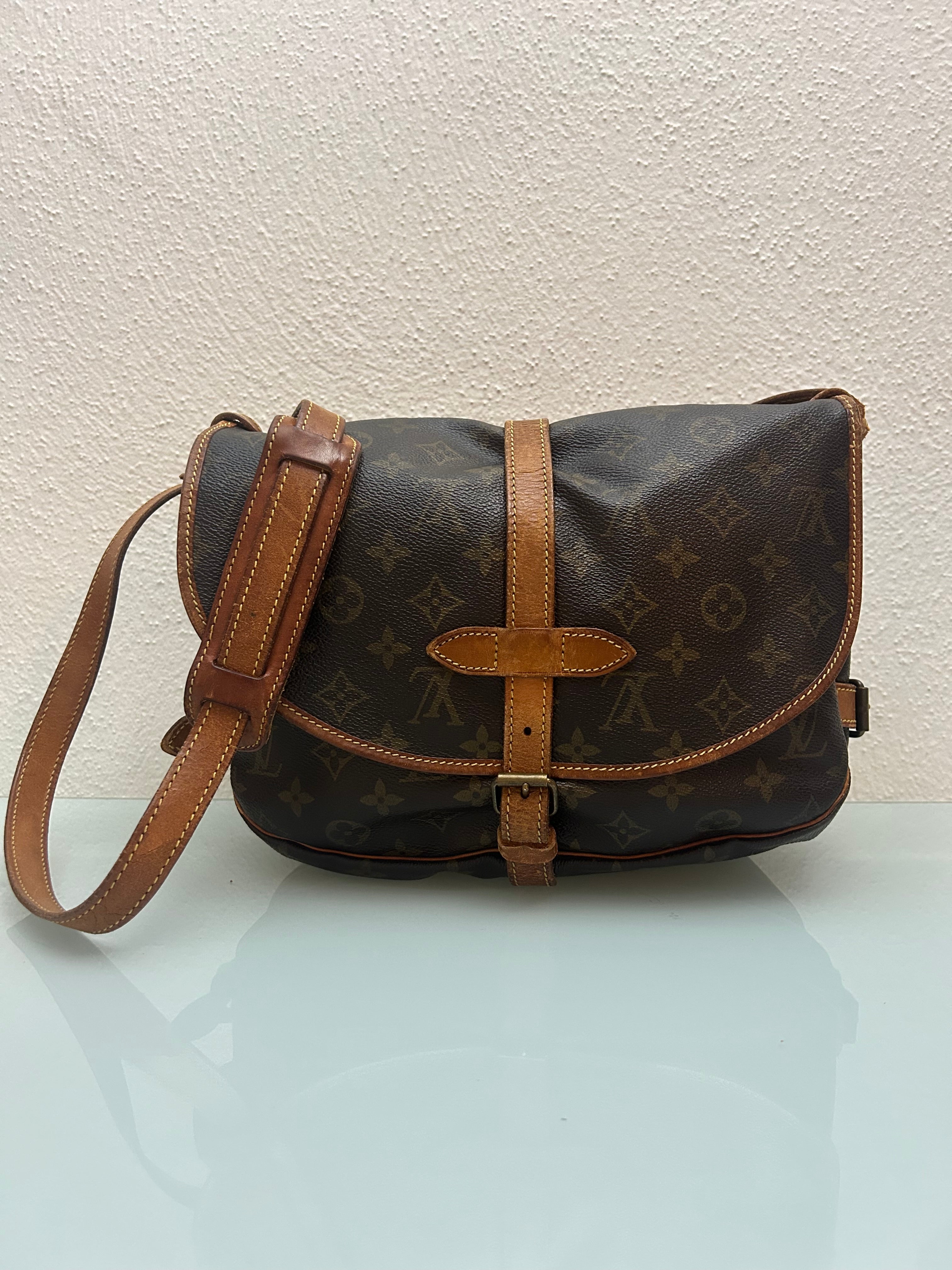 Louis Vuitton Saumur PM