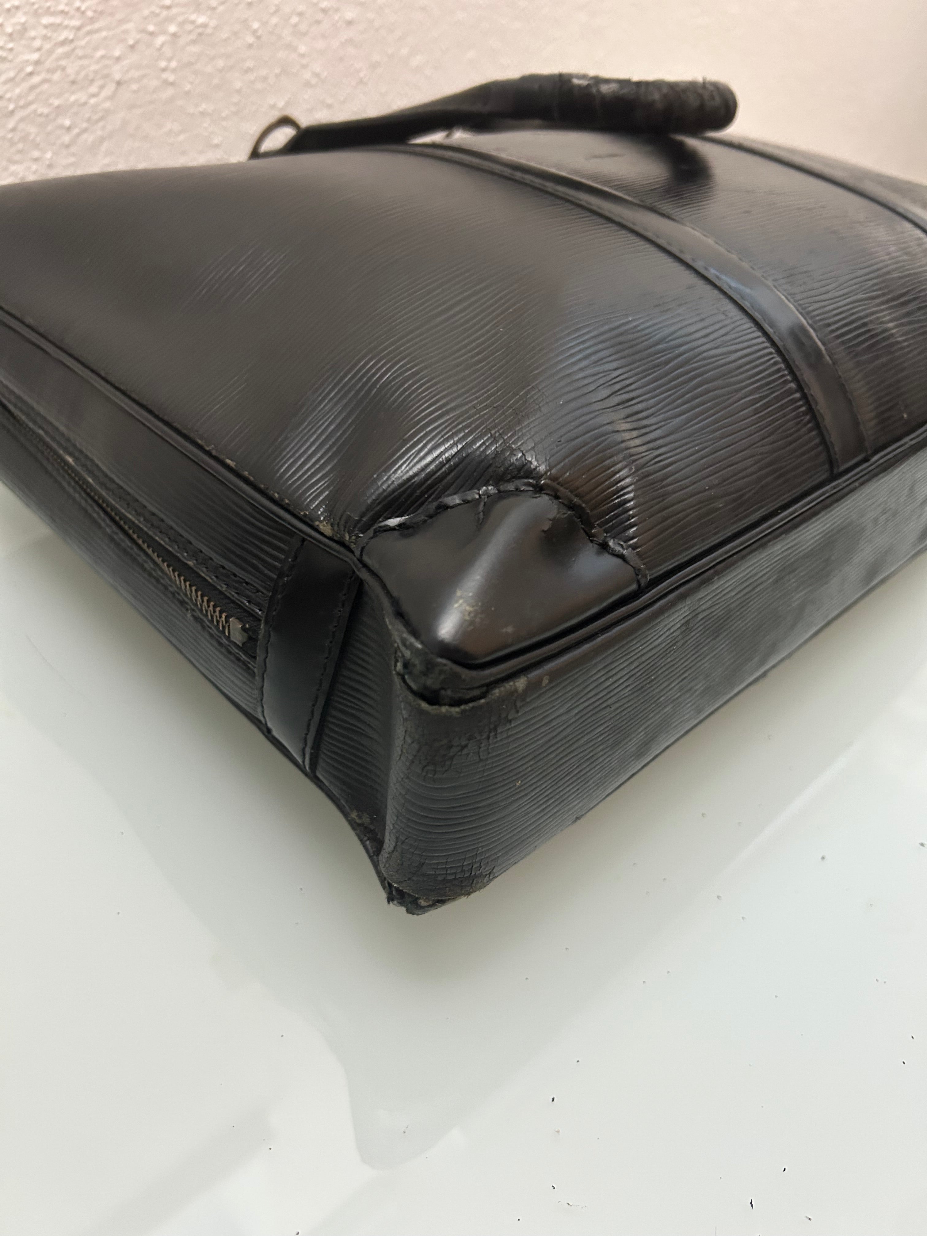 Louis Vuitton Epi Porte Document