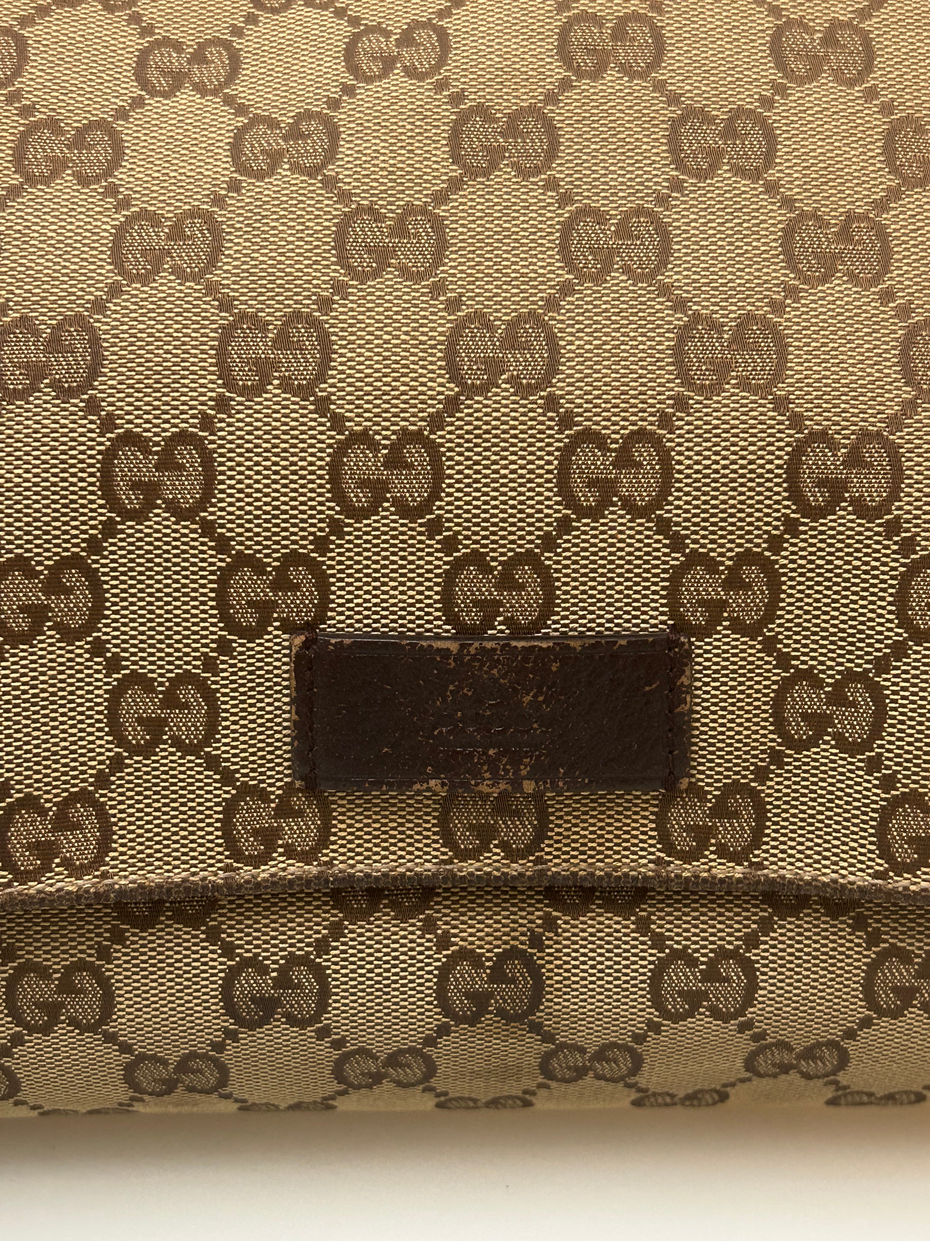 Gucci Messenger
