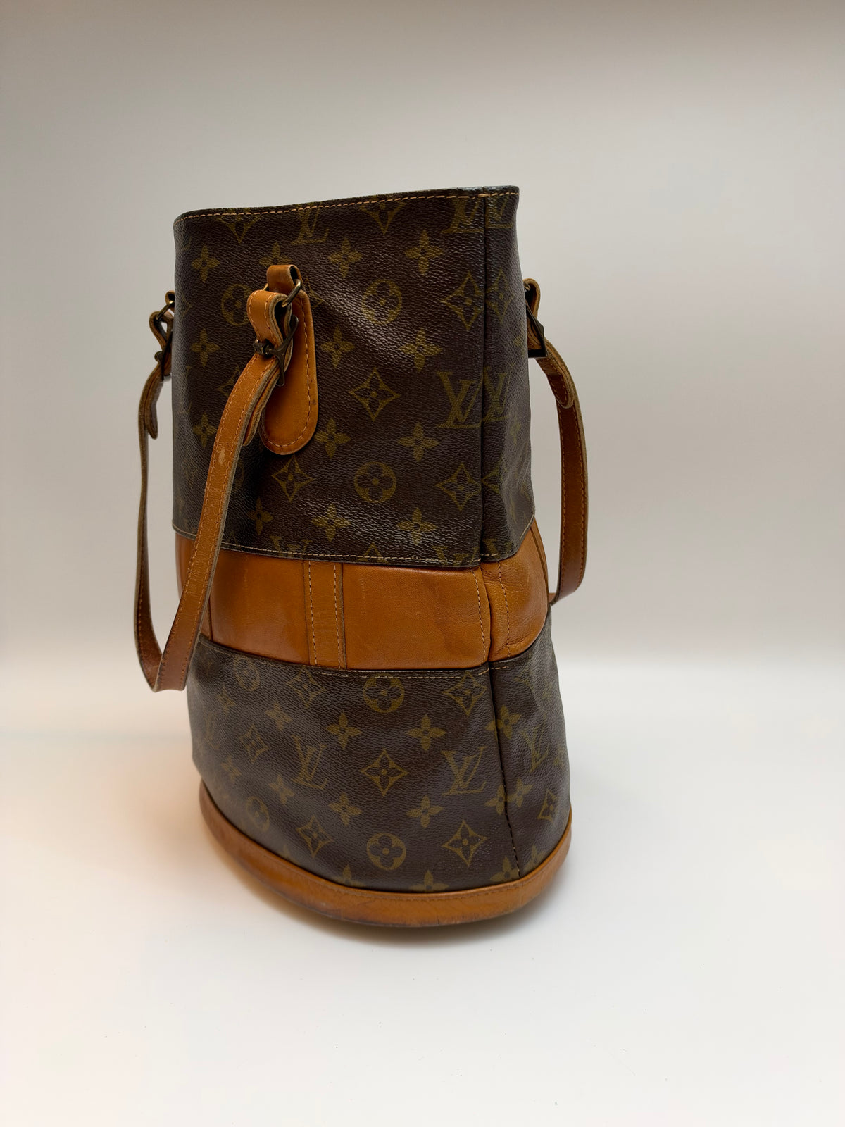 Louis Vuitton Bucket GM