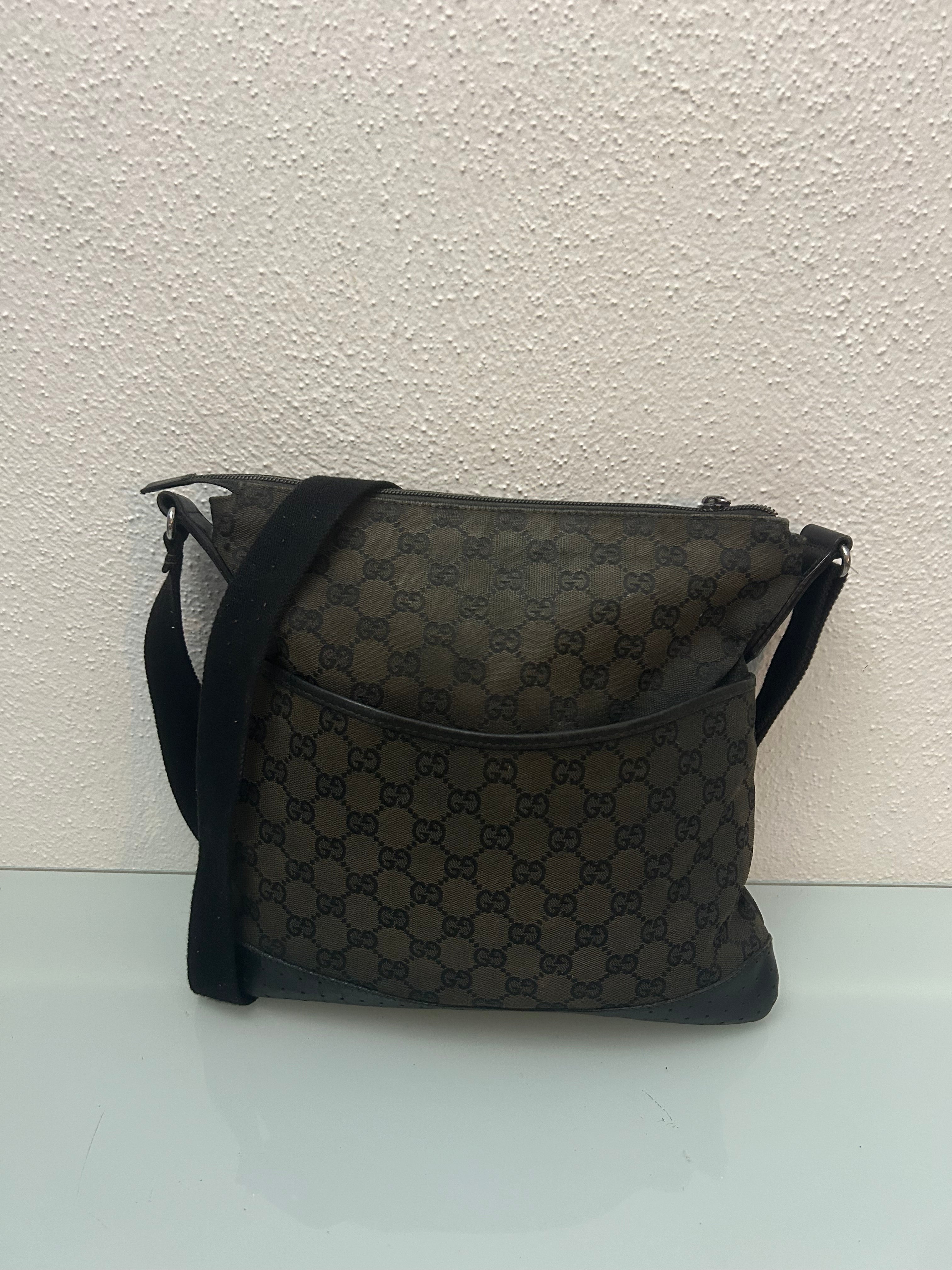 Gucci Messenger