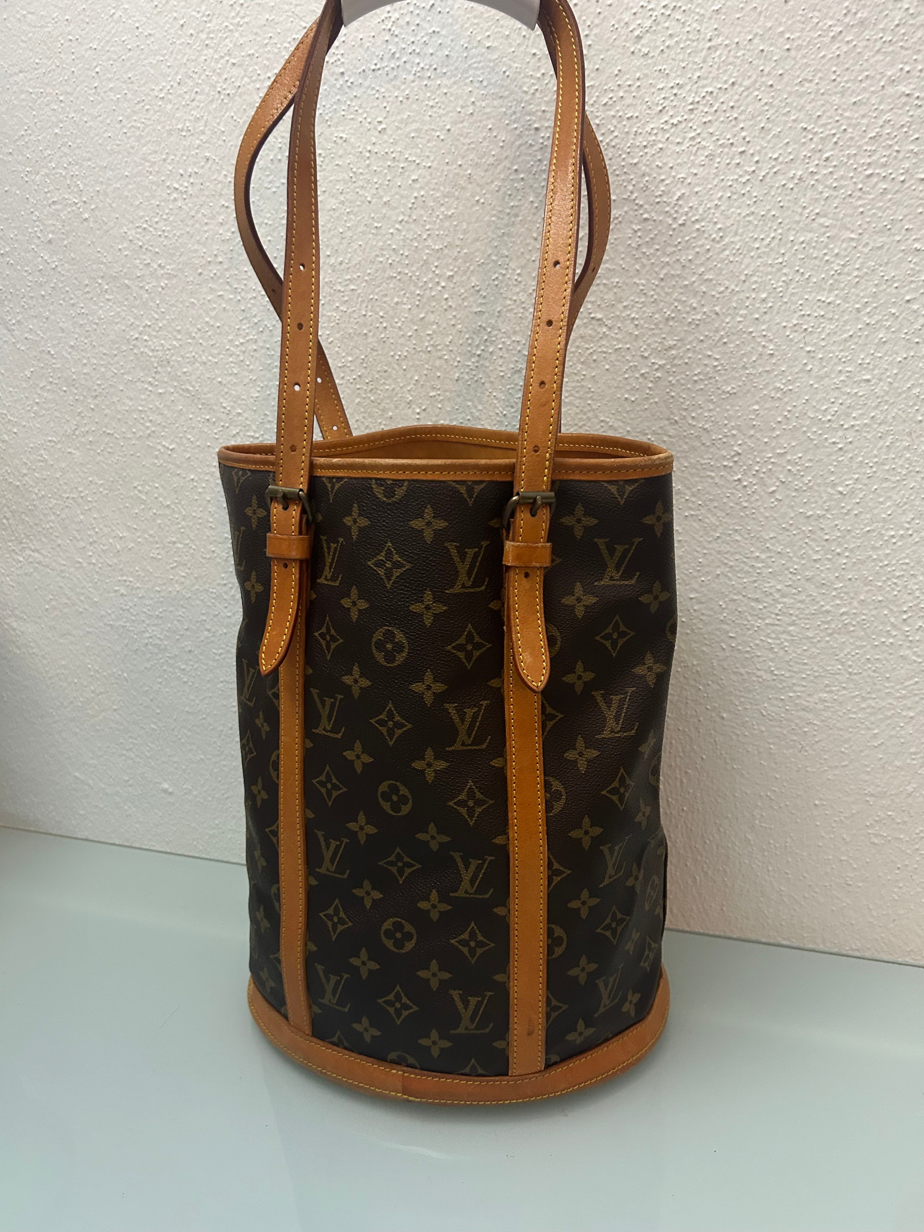 Louis Vuitton Bucket