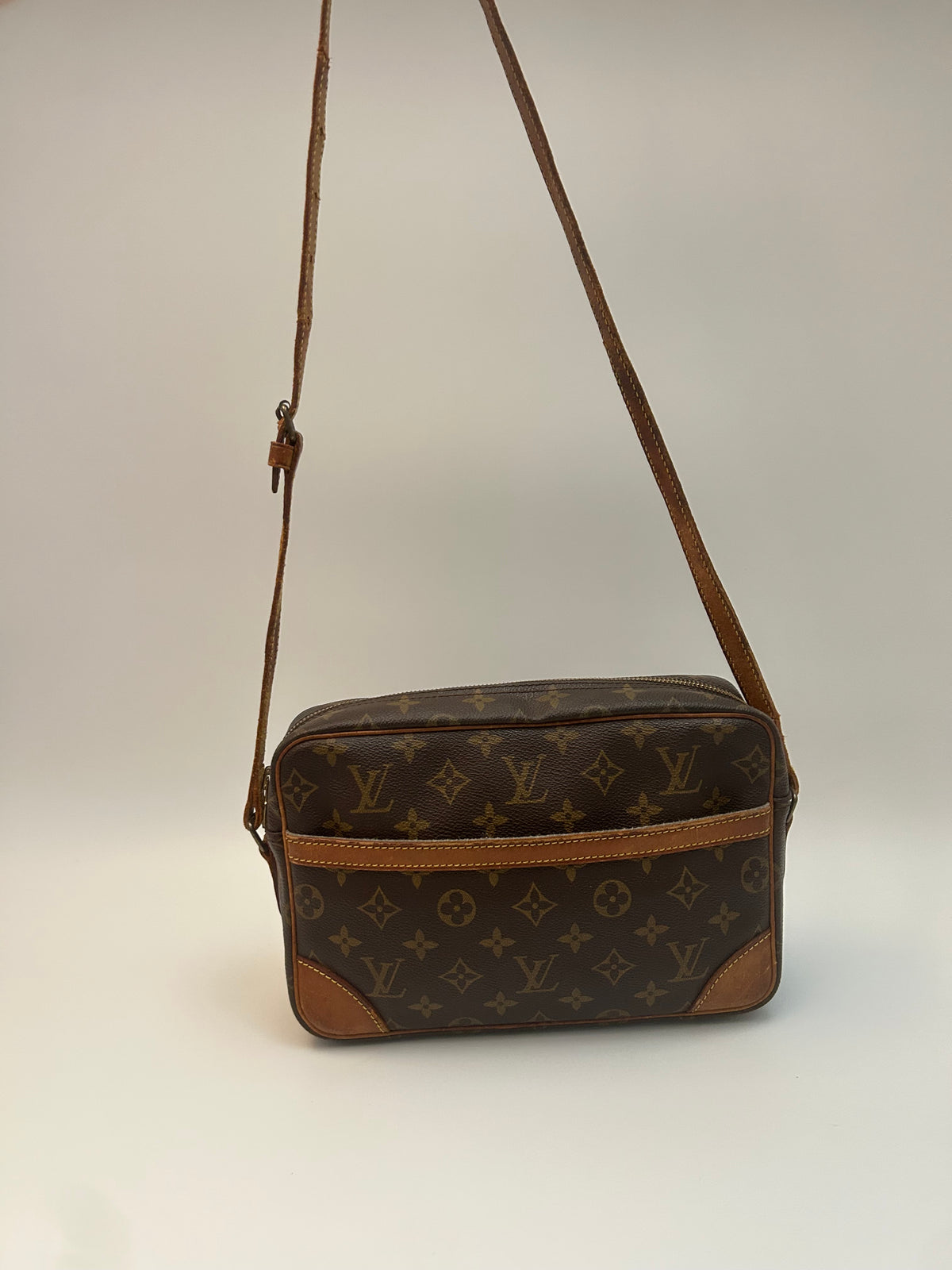 Louis Vuitton Trocadéro MM