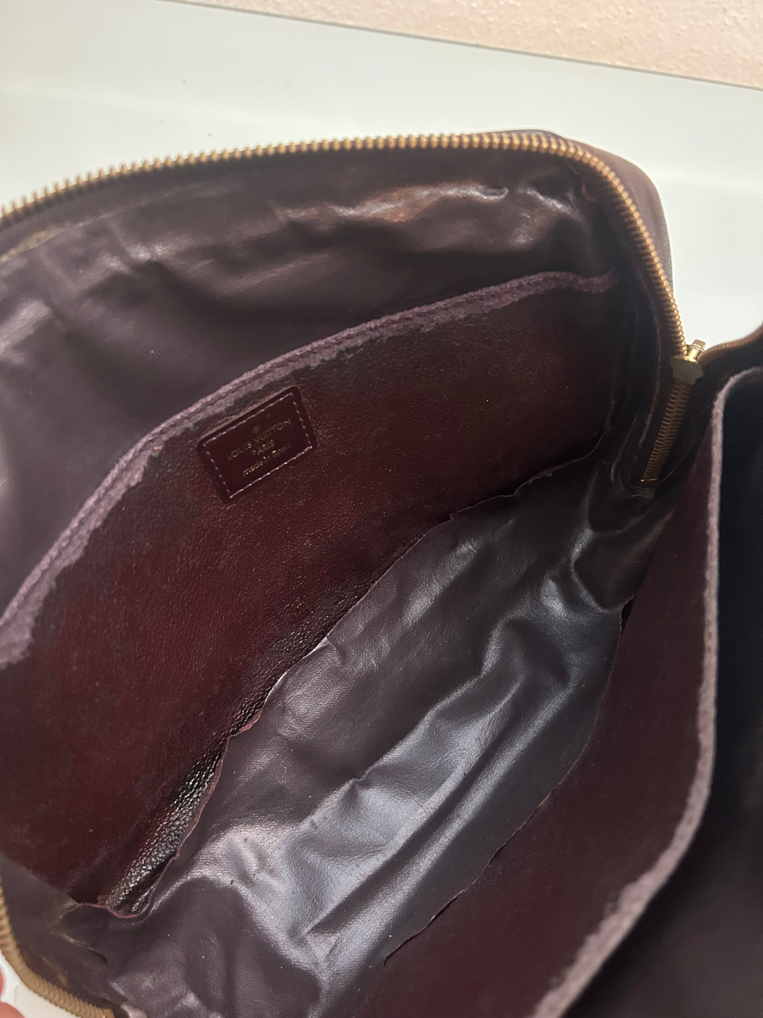 Louis Vuitton Clutch
