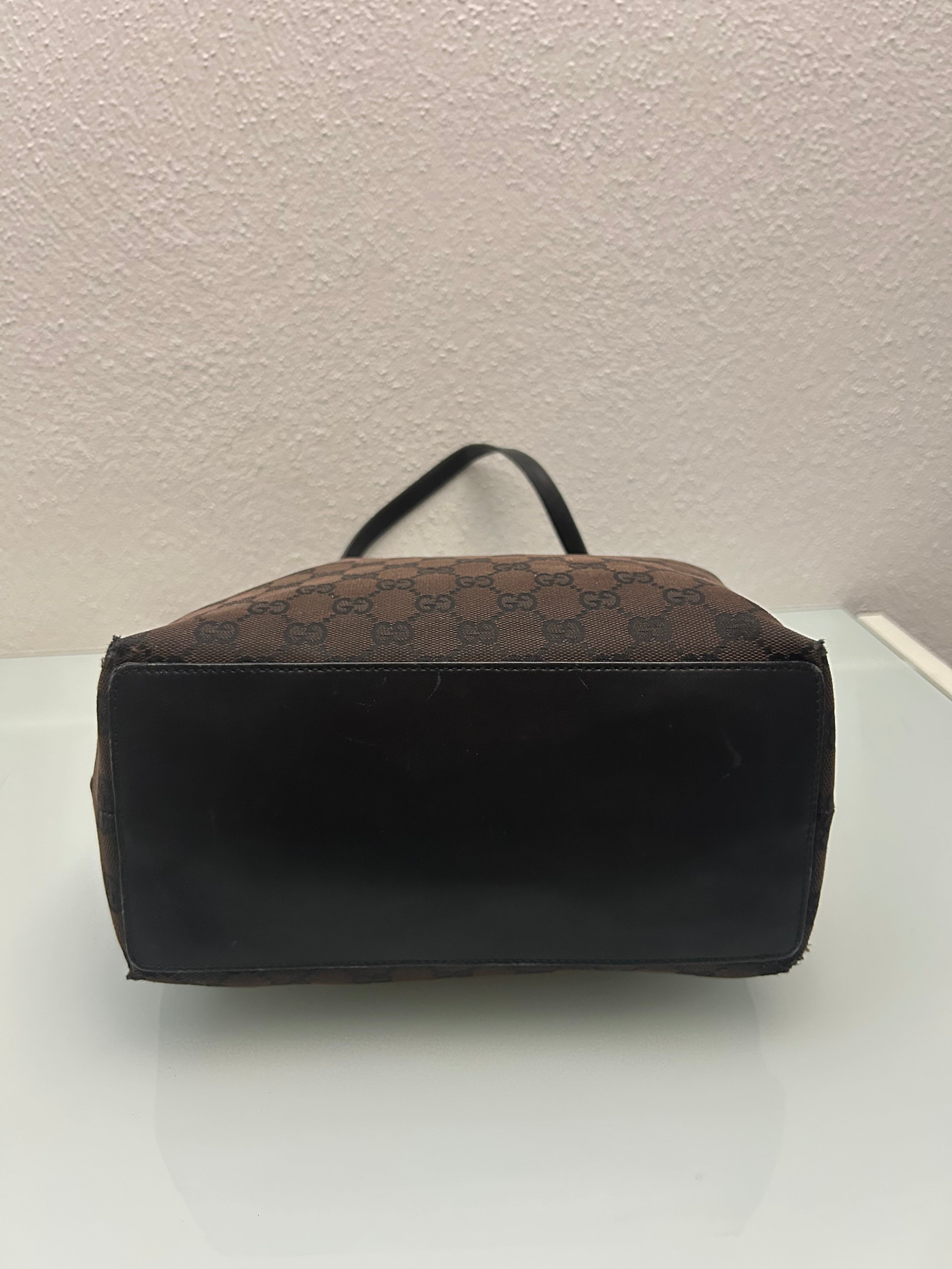 Gucci Bucket